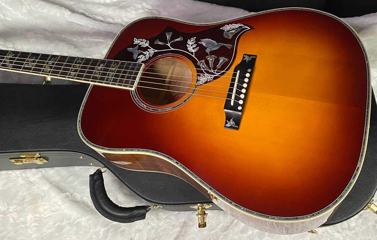 NEW! Gibson Hummingbird Custom Koa - Dealer Select - Autumnburst - Authorized Dealer - Custom Shop - 4.6 lbs - G07696