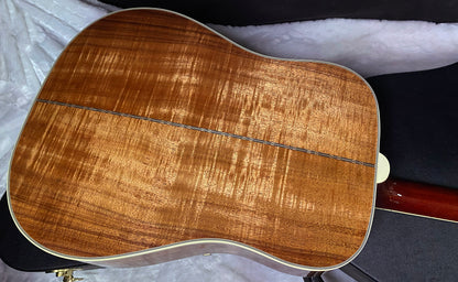 NEW! Gibson Hummingbird Custom Koa - Dealer Select - Autumnburst - Authorized Dealer - Custom Shop - 4.6 lbs - G07696