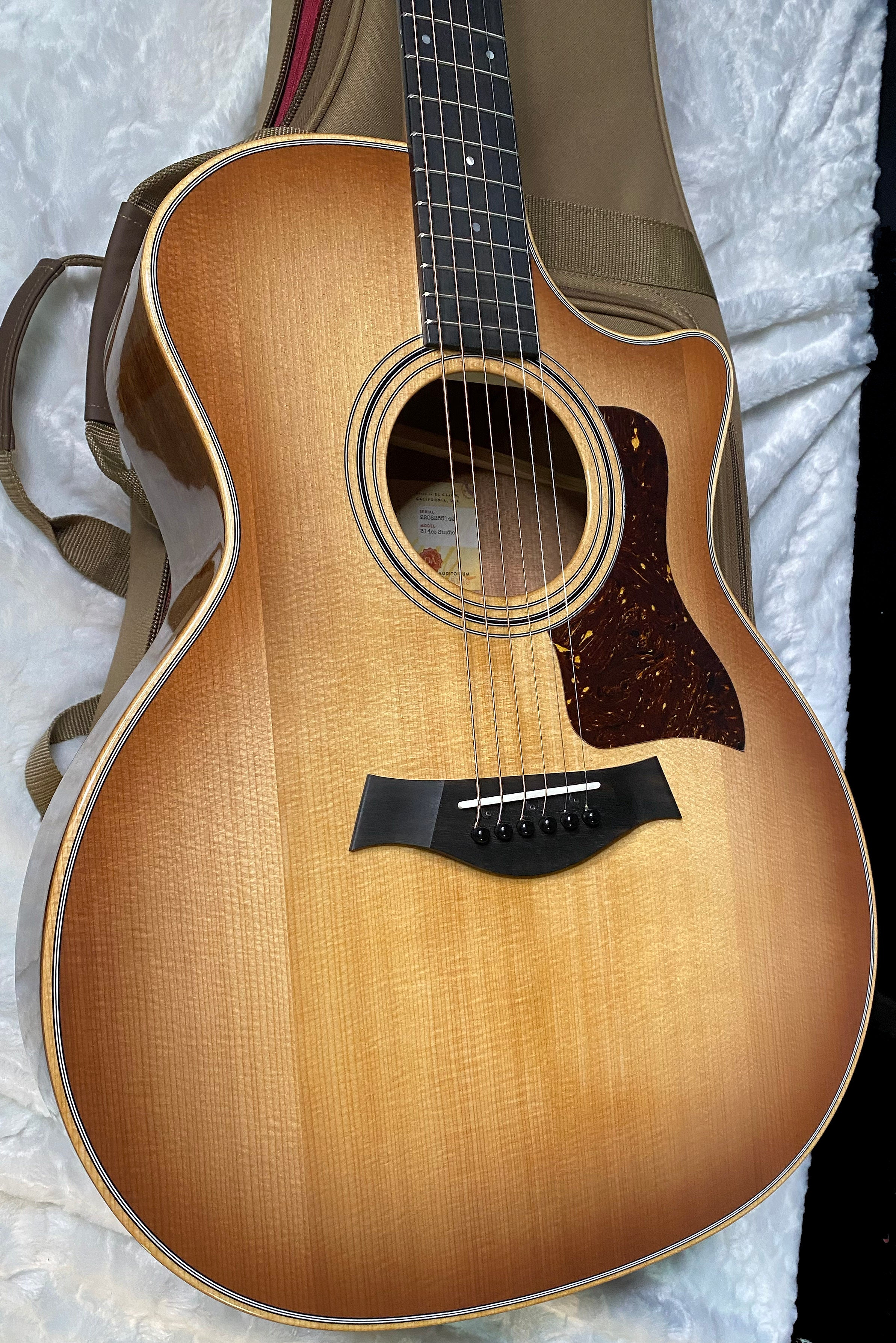 NEW! Taylor 314ce Studio Acoustic-Electric Guitar - Shaded Edgeburst - Authorized Dealer - 4.55lbs - G06247