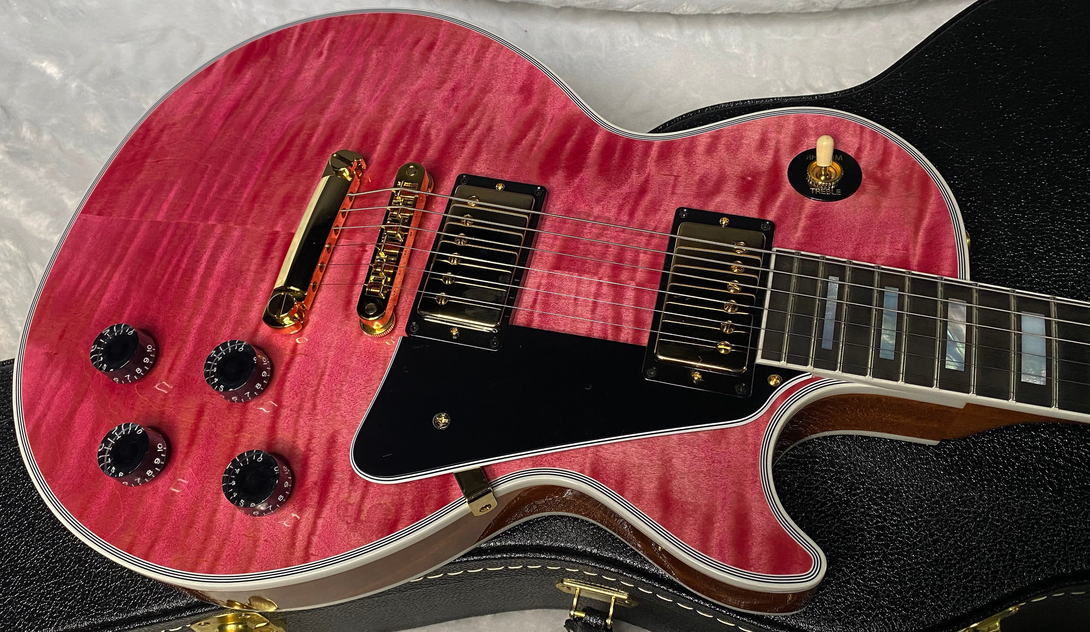 NEW! Gibson Dealer Select Custom Shop Les Paul Custom AAA Figured Top - Transparent Pink - Authorized Dealer - WOW! 8.65 lbs - G06982
