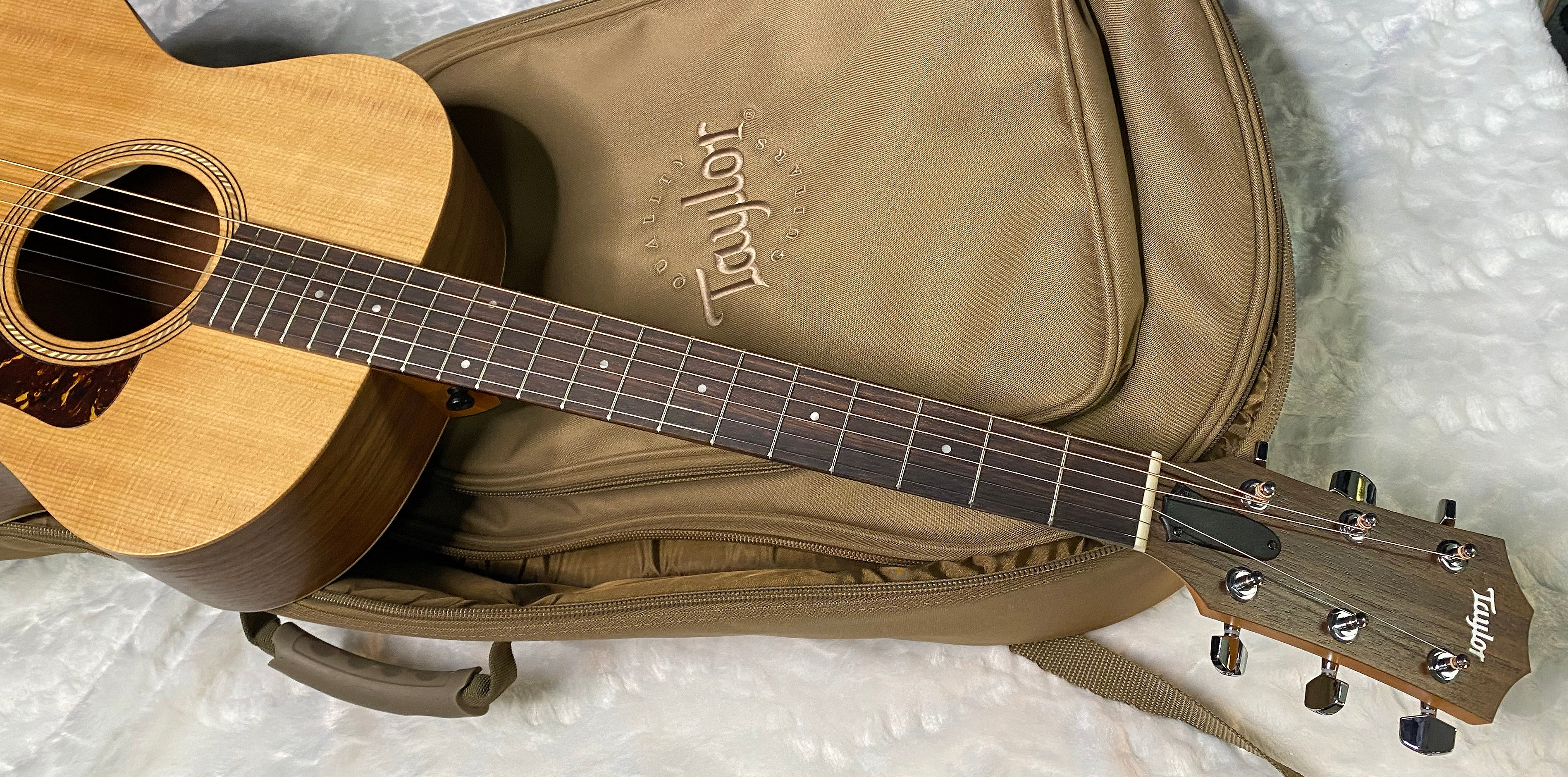 NEW! Taylor Academy 12e Acoustic-electric Guitar - Natural - 4.3lbs - Authorized Dealer - G06271