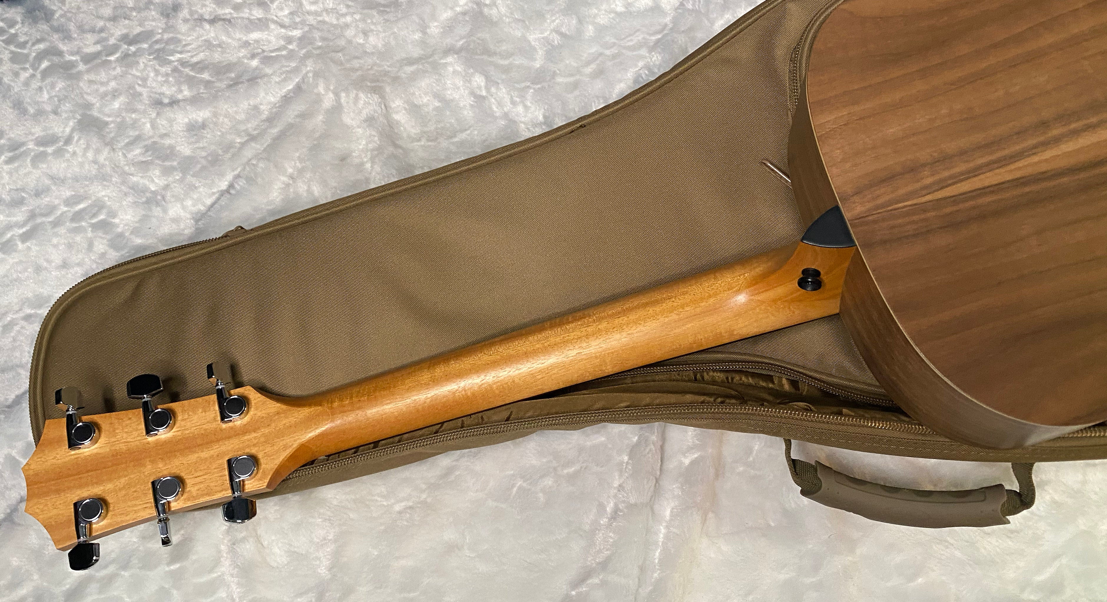 NEW! Taylor Academy 12e Acoustic-electric Guitar - Natural - 4.3lbs - Authorized Dealer - G06271