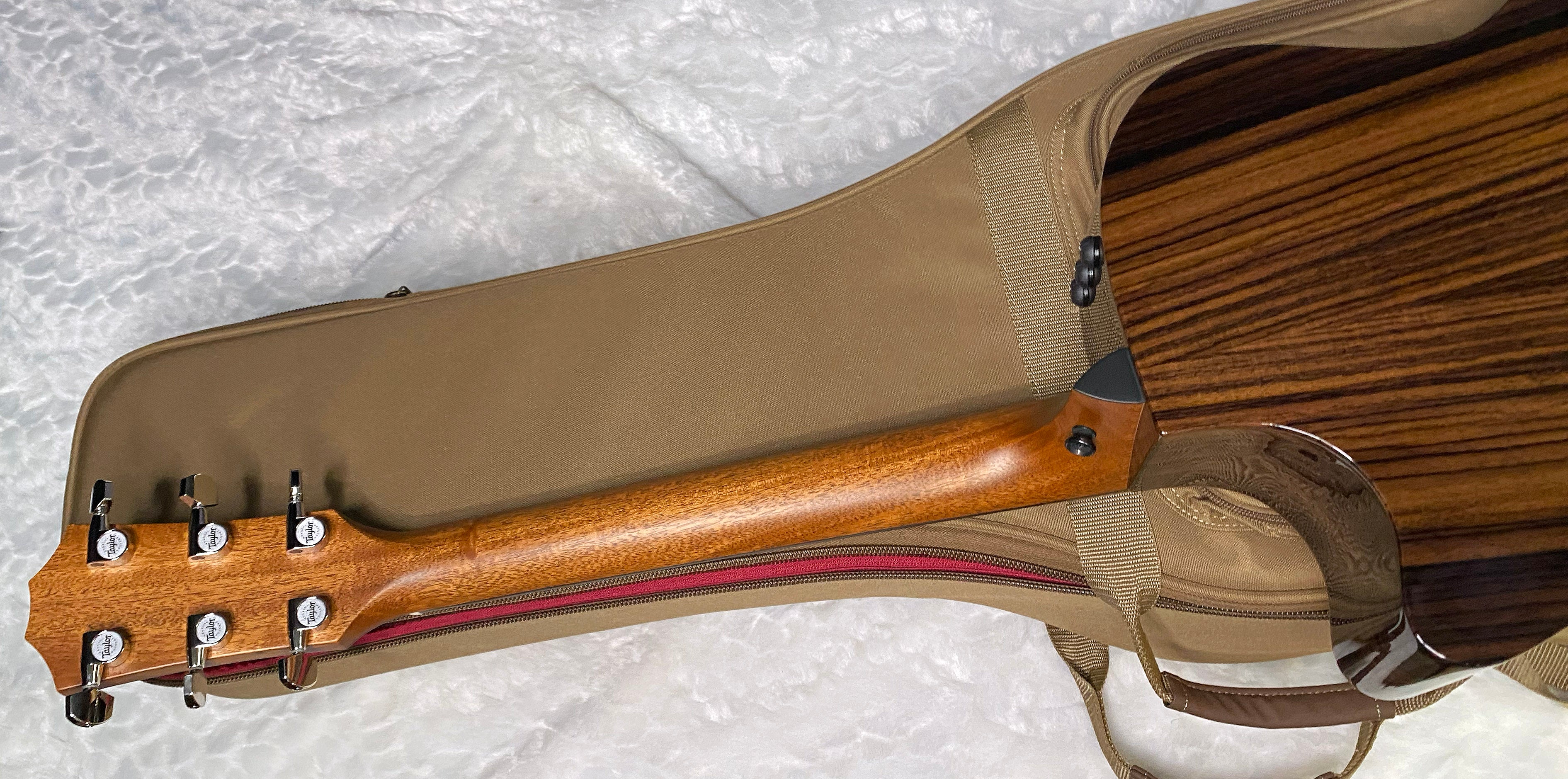 NEW! Taylor 414ce Studio Acoustic-Electric Guitar - Natural - 4.7lbs - Authorized Dealer - G06216