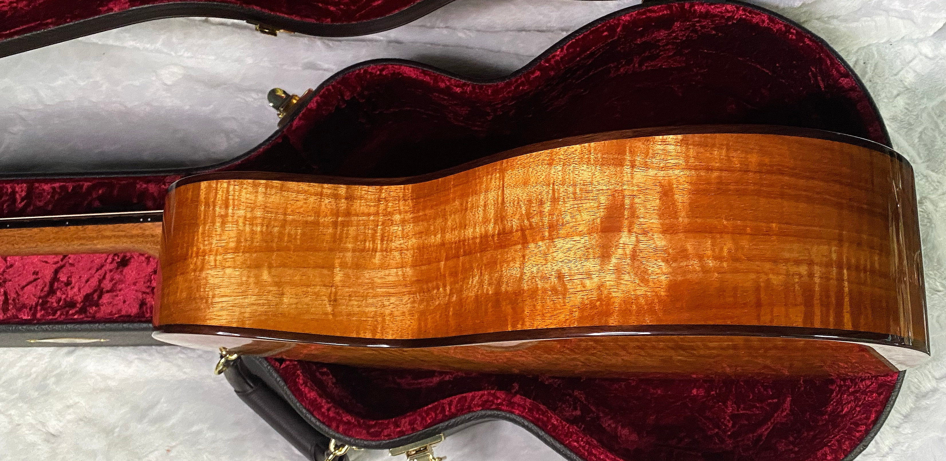 NEW! Taylor Custom 724ce Acoustic-Electric Guitar - Natural Gloss - AAAAA Hand Picked Koa - 4.5lbs - WOW! Authorized Dealer - G07694