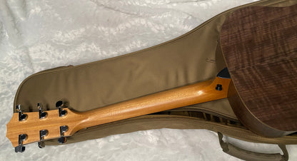 NEW! Taylor - Academy 22e Acoustic-electric Guitar - Natural - 4.25lbs - Authorized Dealer - G06270