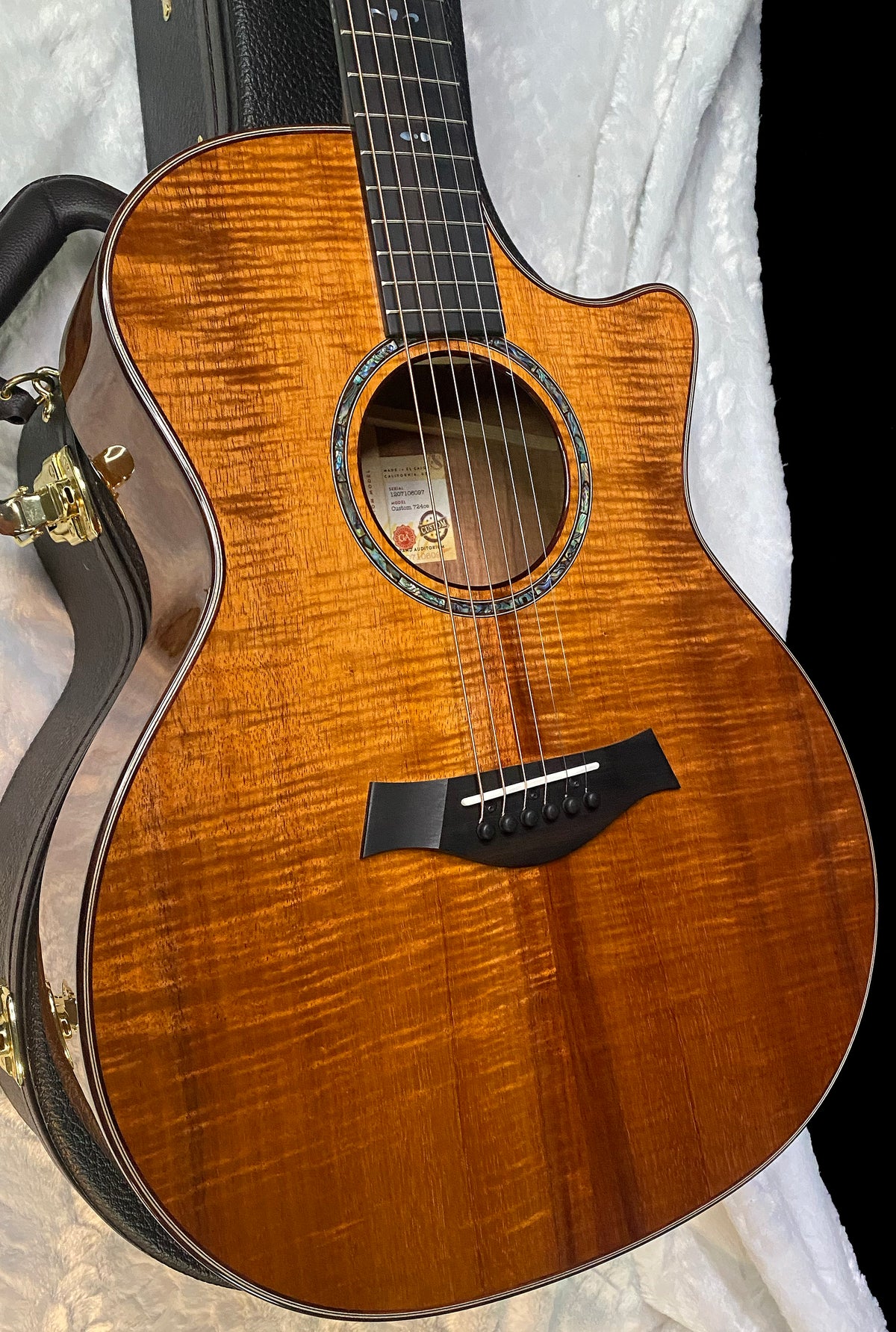 NEW! Taylor Custom 724ce Acoustic-Electric Guitar - Natural Gloss - AAAAA Hand Picked Koa - 4.5lbs - WOW! Authorized Dealer - G07718