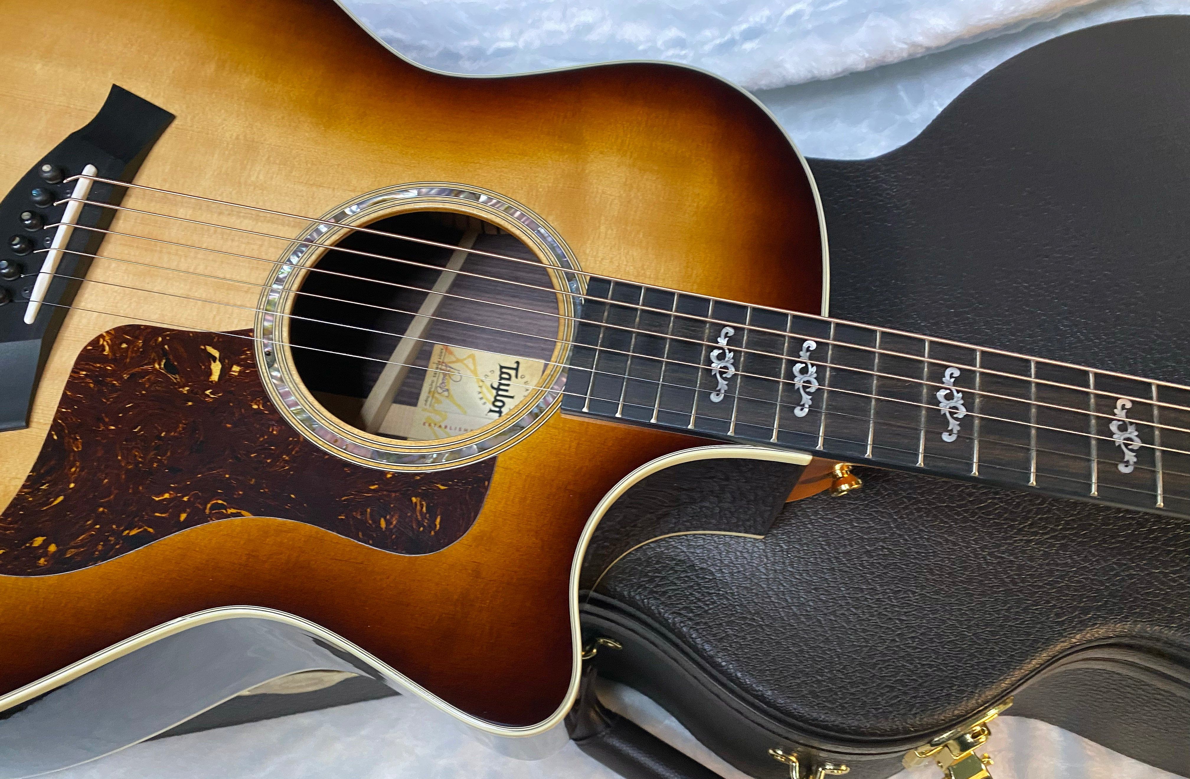 NEW! Taylor 414ce V-Class Special-Edition Grand Auditorium Acoustic-Electric Guitar Shaded Edge Burst - Authorized Dealer - 5lbs - G05545