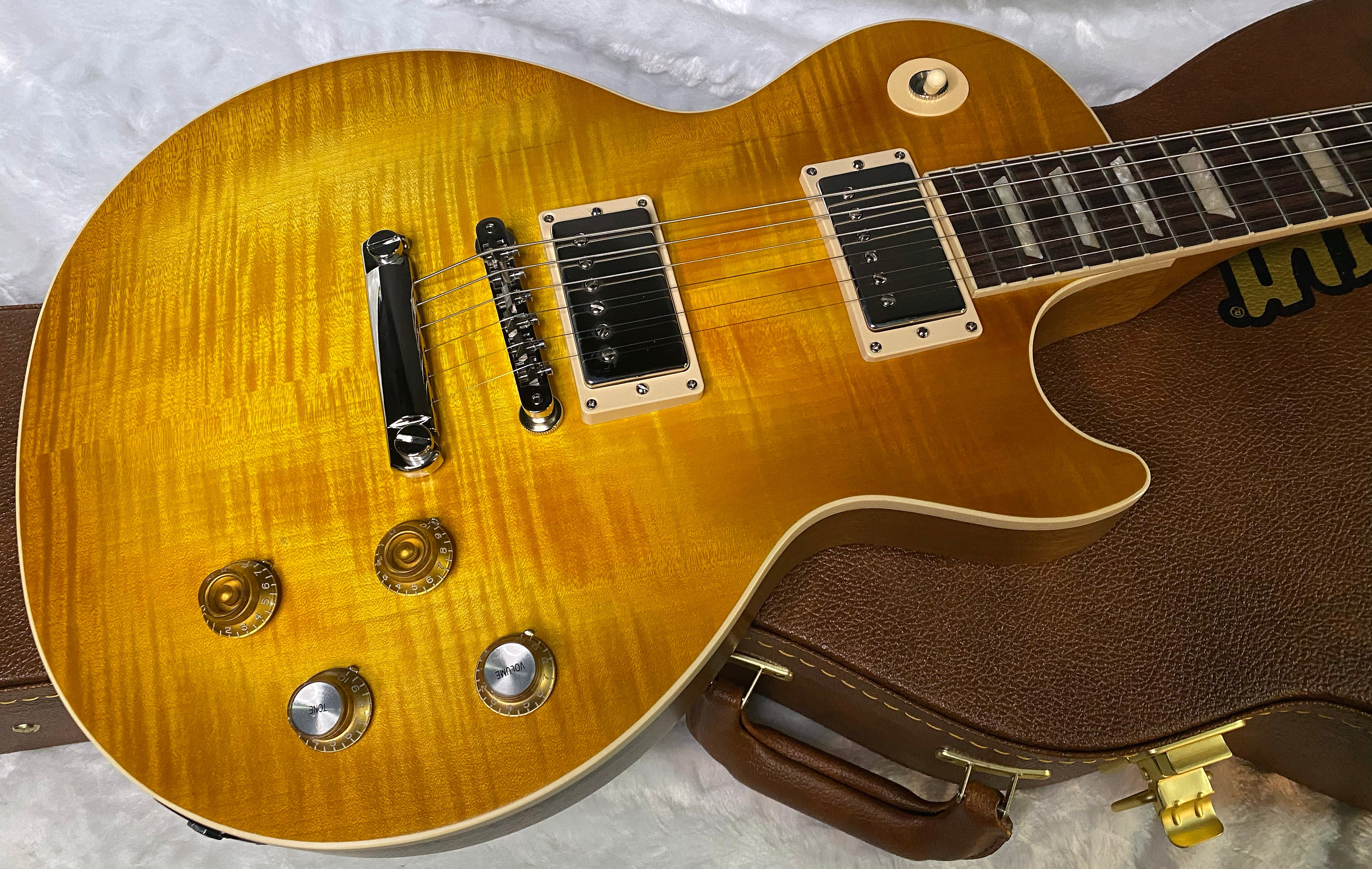 NEW ! Gibson Kirk Hammett "Greeny” Les Paul Standard﻿﻿ Greeny Burst - Killer Top - 9.2 lbs - Authorized Dealer - G07011