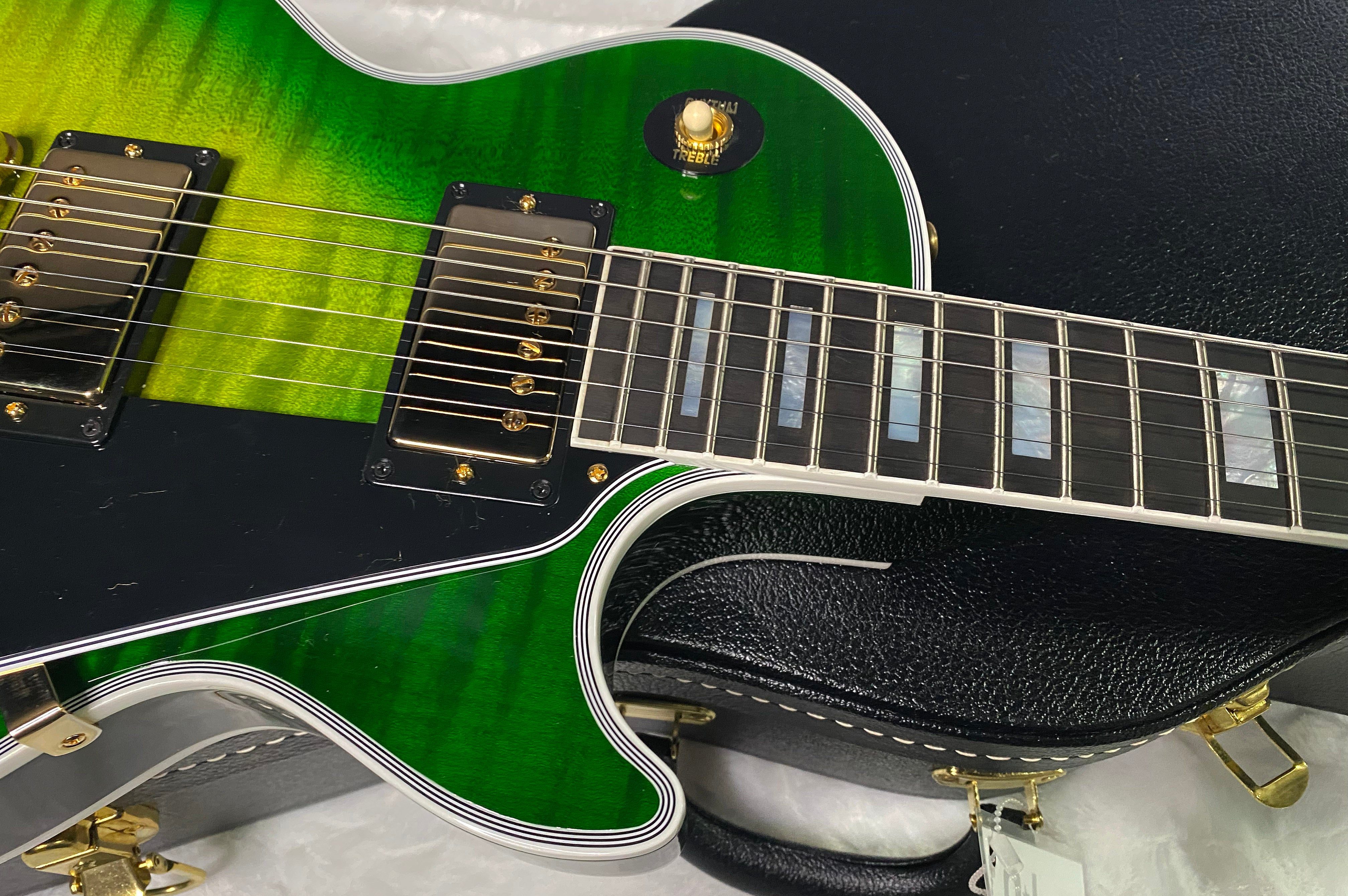 NEW! Gibson Dealer Select Custom Shop Les Paul Custom AAA Figured Top - Iguana Burst - Authorized Dealer - WOW! 8.5lbs - G06310 - Blem - SAVE BIG!
