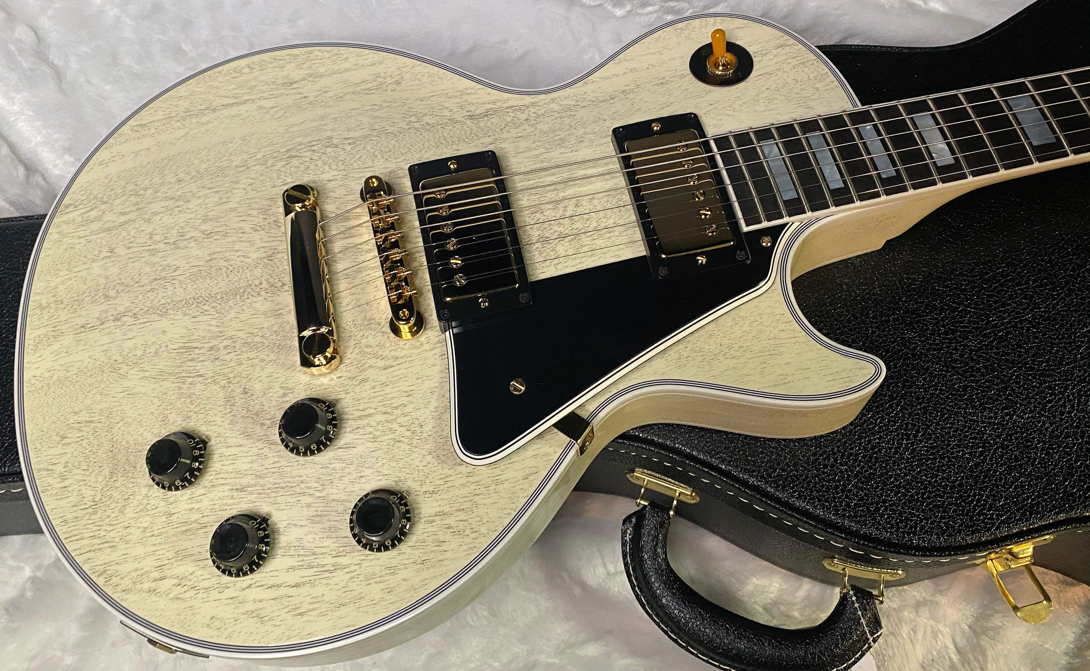 NEW! Gibson Les Paul Custom 1957 Reissue VOS - Custom Ordered in TV White - Custom Shop - 9.2 lbs - Authorized Dealer - G07002