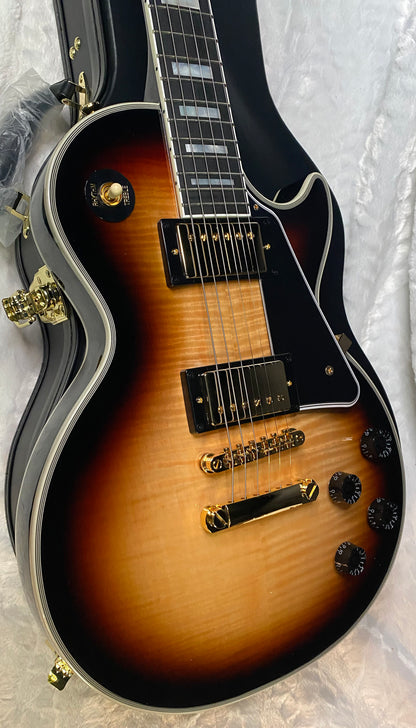 NEW ! Epiphone Les Paul Custom Inspired by Gibson Electric Guitar - Flame Top - Only 10.1 lbs - Authorized Dealer - G06994