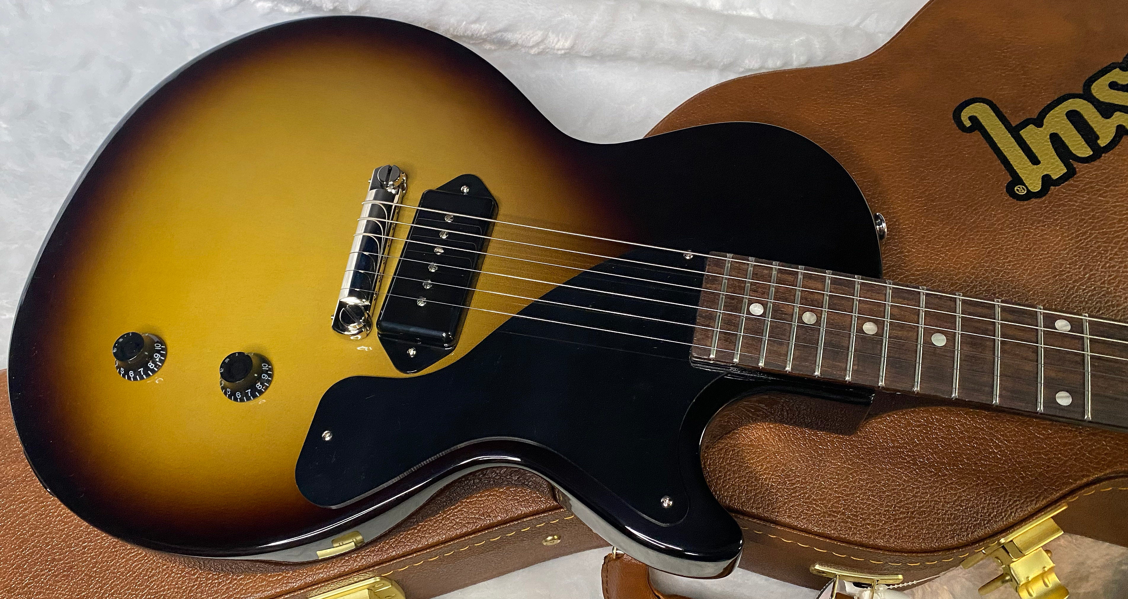 NEW ! Gibson Les Paul Junior - Vintage Sunburst - Authorized Dealer - 7.8 lbs - G07017