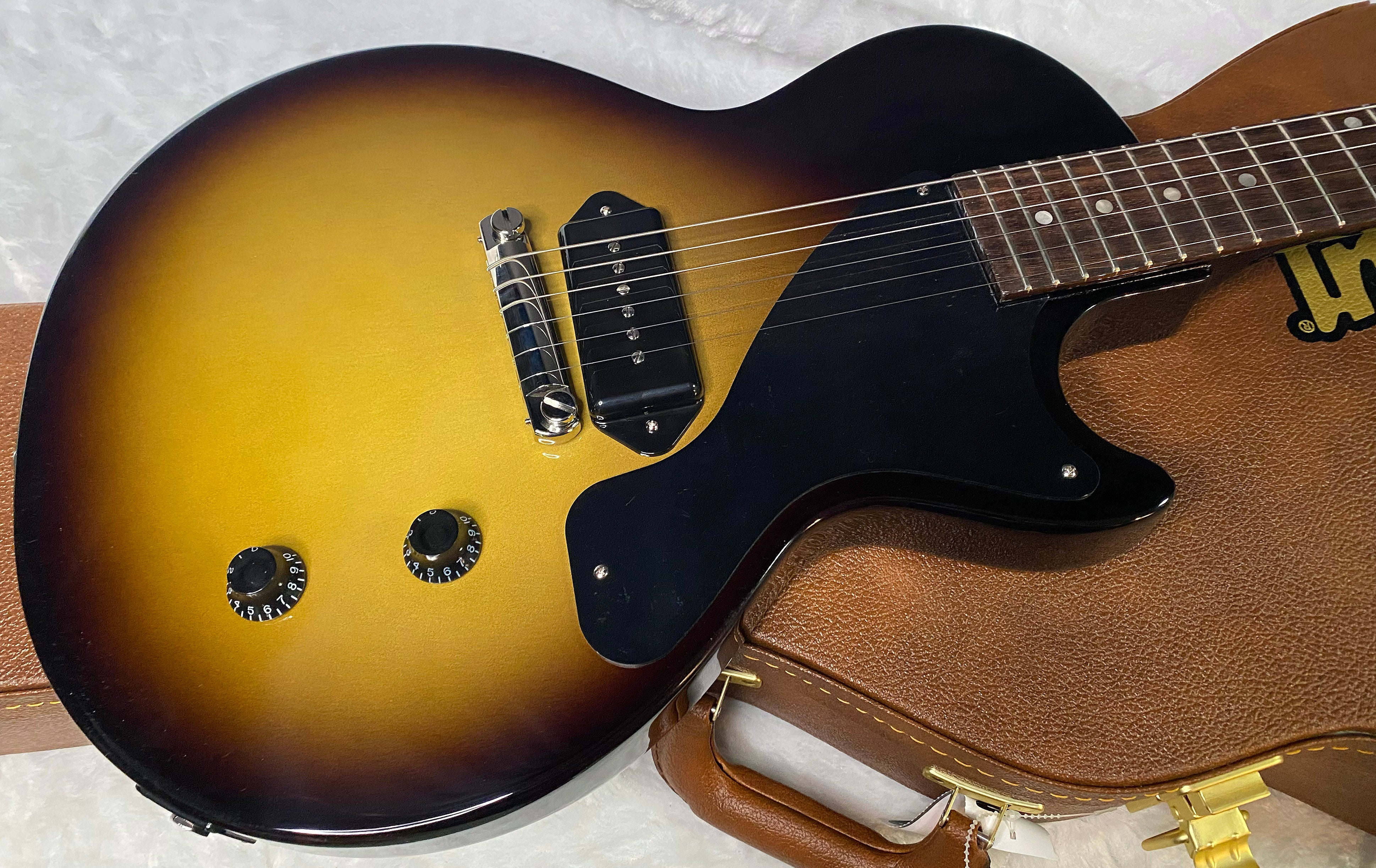 NEW ! Gibson Les Paul Junior - Vintage Sunburst - Authorized Dealer - 7.8 lbs - G07017