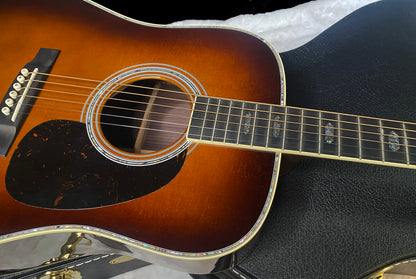 NEW ! Martin D-41 - NEW Spec - 10Y25D41AMBERTONE - Authorized Dealer - Ambertone Finish - 4.3lbs - G07742