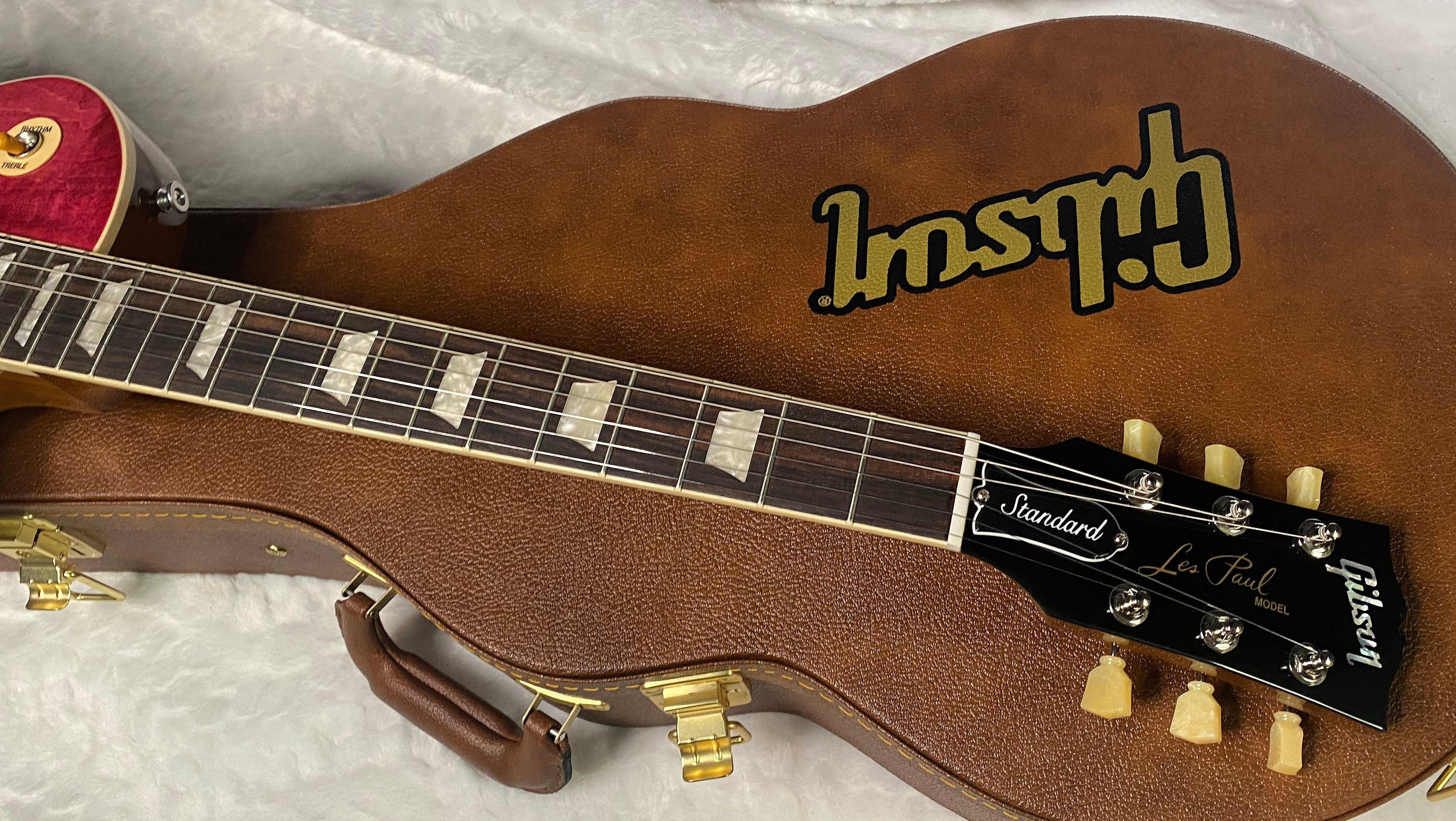 NEW! ! Gibson Les Paul 50's Standard - Translucent Fuchsia - Beautiful Flame Maple Top - Authorized Dealer - Only 8.9 lbs - G06321