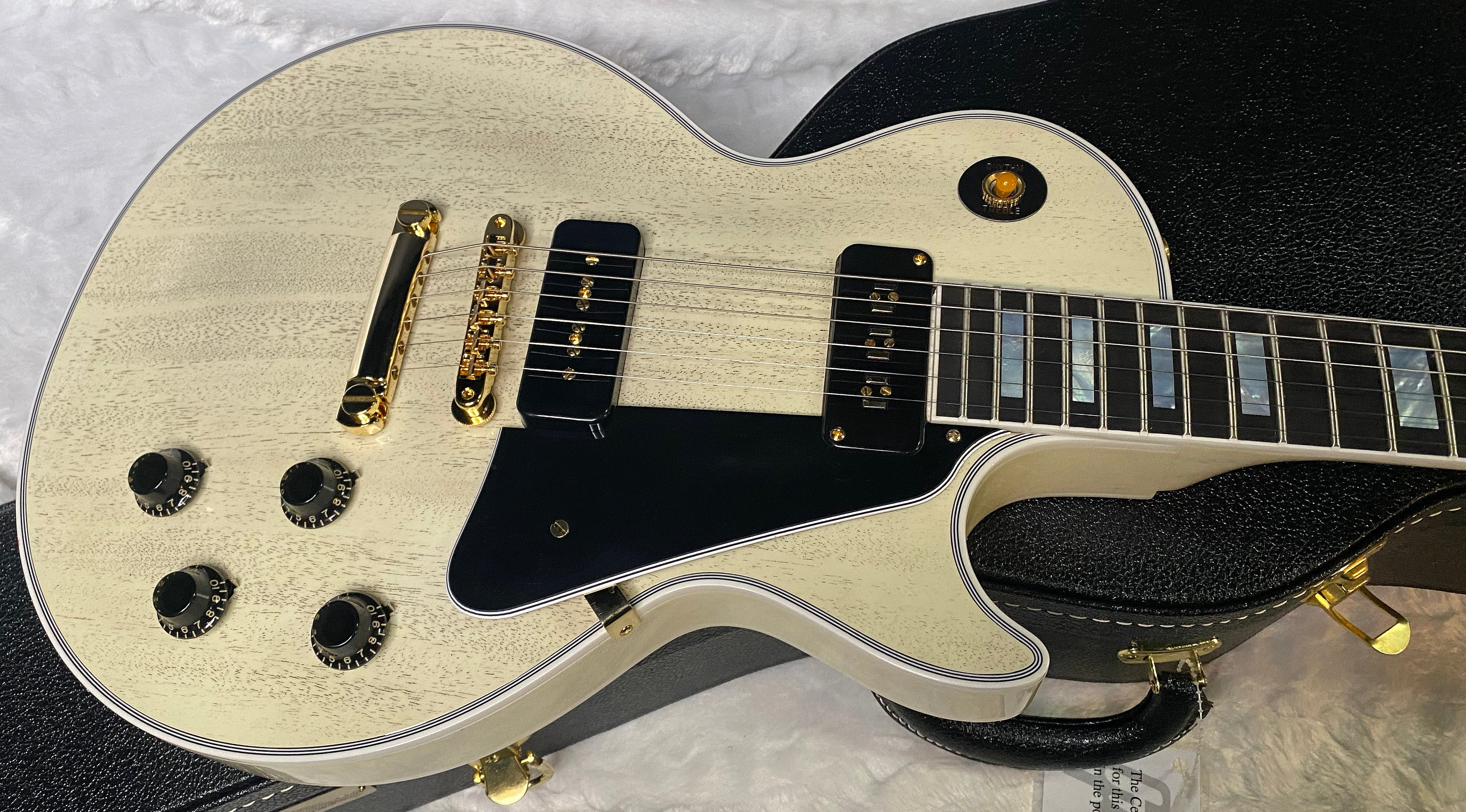 NEW ! Gibson Custom Shop Historic '54 Les Paul Custom Reissue Dealer Select - P-90's Staple Pick-Up - TV White - VOS - Authorized Dealer - Only 8.9 lbs - G07004