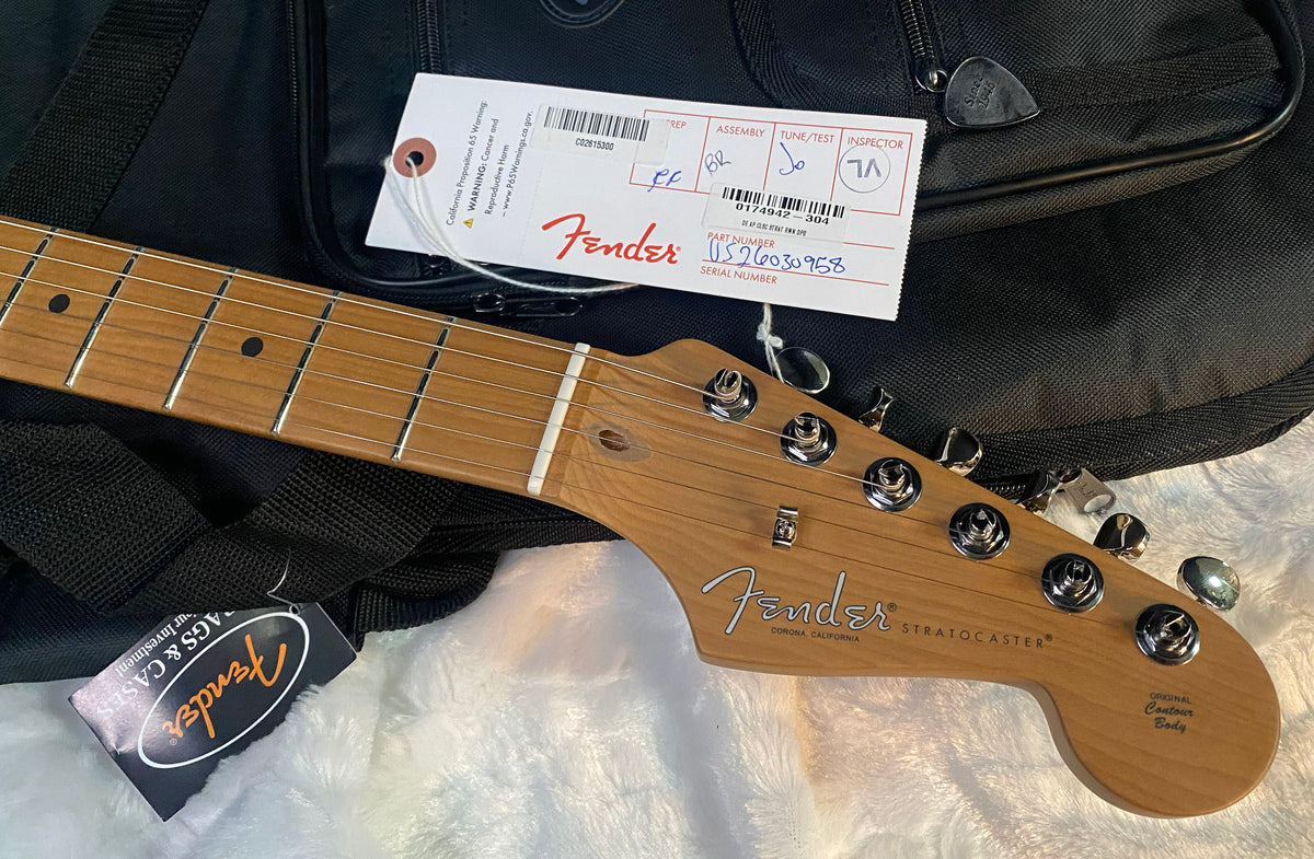 NEW! Fender Limited Edition American Professional Classic Stratocaster - Daphne Blue - Custom Shop Pick-Ups - Roasted Maple Neck - 7.6lbs - G0G7738