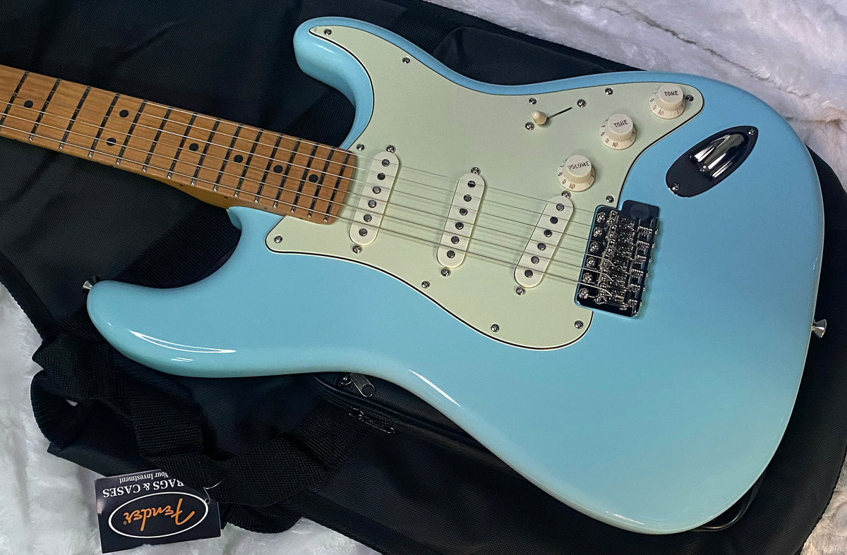 NEW! Fender Limited Edition American Professional Classic Stratocaster - Daphne Blue - Custom Shop Pick-Ups - Roasted Maple Neck - 7.6lbs - G0G7738