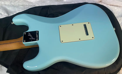 NEW! Fender Limited Edition American Professional Classic Stratocaster - Daphne Blue - Custom Shop Pick-Ups - Roasted Maple Neck - 7.6lbs - G0G7738
