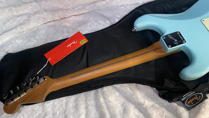 NEW! Fender Limited Edition American Professional Classic Stratocaster - Daphne Blue - Custom Shop Pick-Ups - Roasted Maple Neck - 7.6lbs - G0G7738