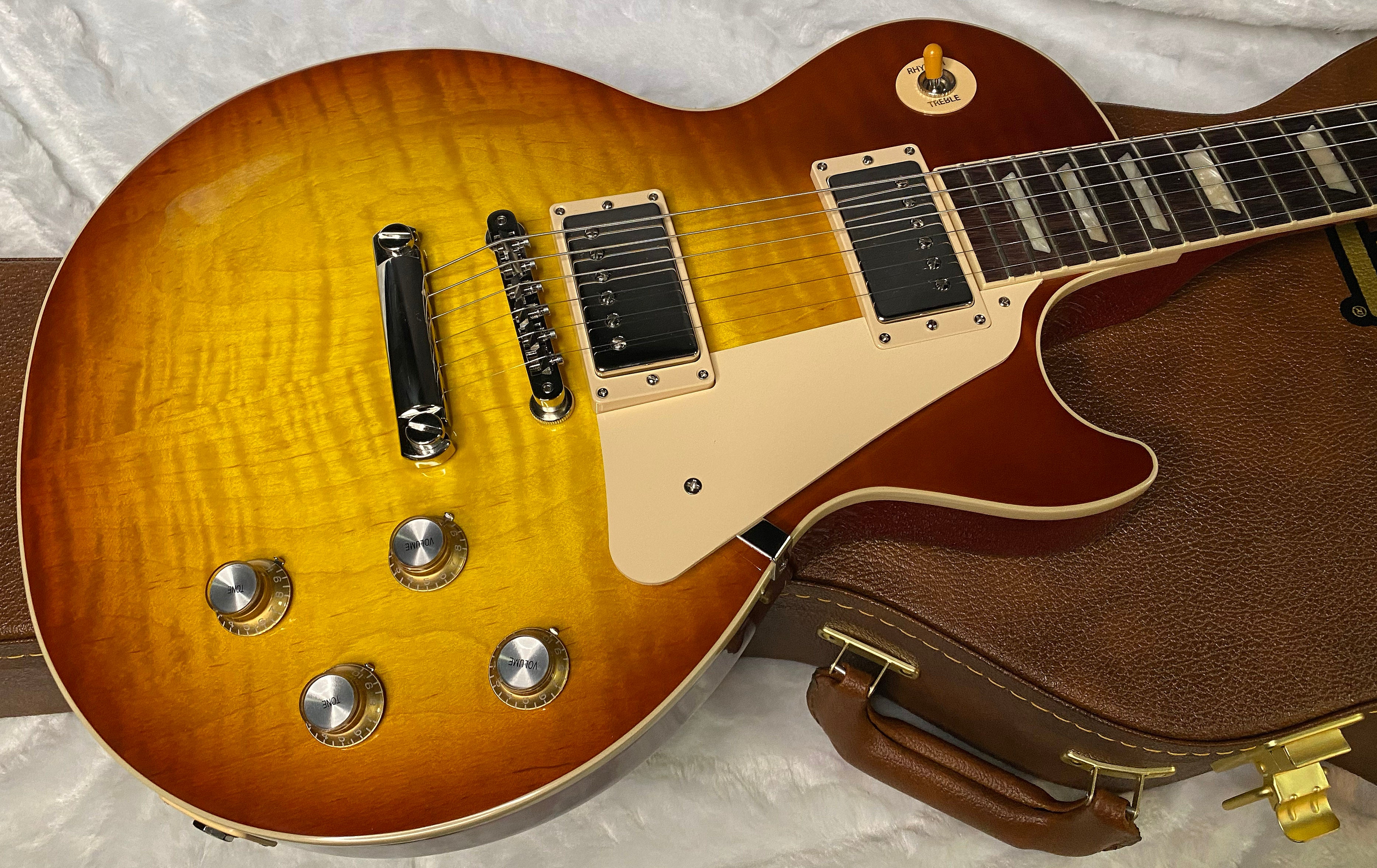 NEW! Gibson Les Paul 60's Standard Iced Tea - Authorized Dealer - Beautiful Flame Maple Top - 9.5 lbs - G07016