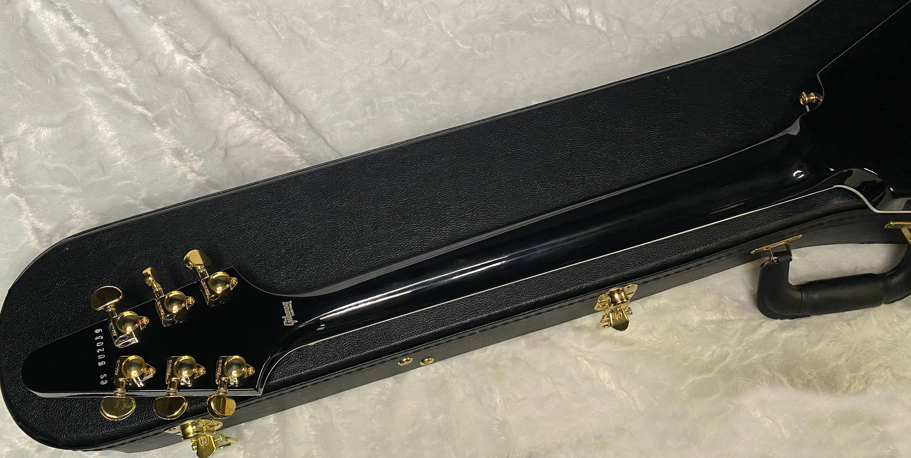 NEW! Gibson Custom Shop Flying V Custom - Cobra Black Curly Flame Top - Authorized Dealer - Ultra RARE! 7.1 lbs - G07007