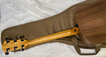 NEW! Taylor Academy 10e Acoustic-Electric Guitar - Natural - 4.1lbs - Authorized Dealer - G06265