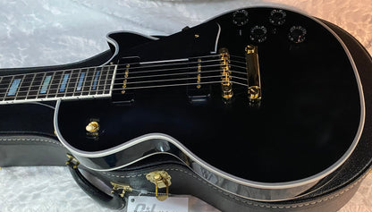 NEW! Gibson Les Paul Custom - Dealer Select - P90 Pick-Ups - VOS Ebony Finish - Custom Shop M2M - Authorized Dealer - 9.7 lbs - G07008