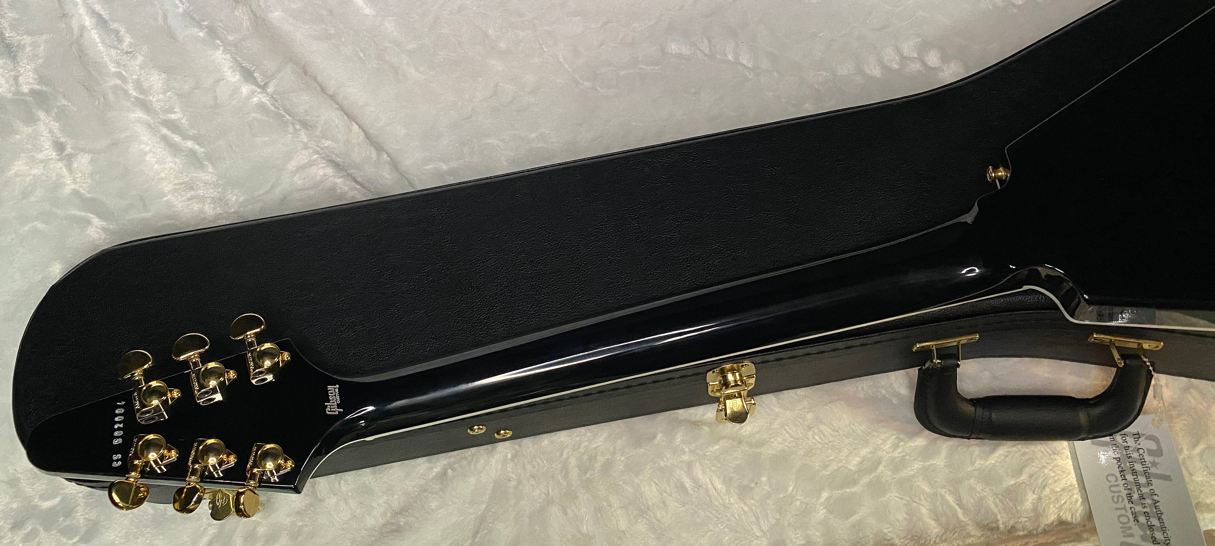 NEW! Gibson Custom Shop Flying V Custom - Cobra Black Curly Flame Top - Authorized Dealer - Ultra RARE! 7.1 lbs - G07006