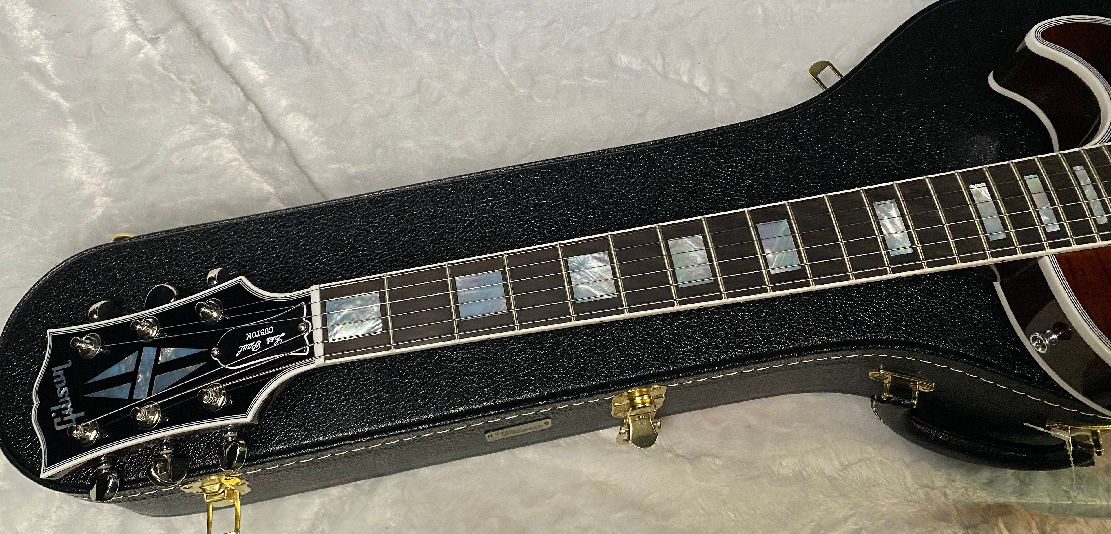 NEW! Gibson Dealer Select Custom Shop Les Paul Custom - Hand Picked AAA Figured Flame Top - Root Beer / Walnut Finish - Authorized Dealer - 8.6 lbs - G07009