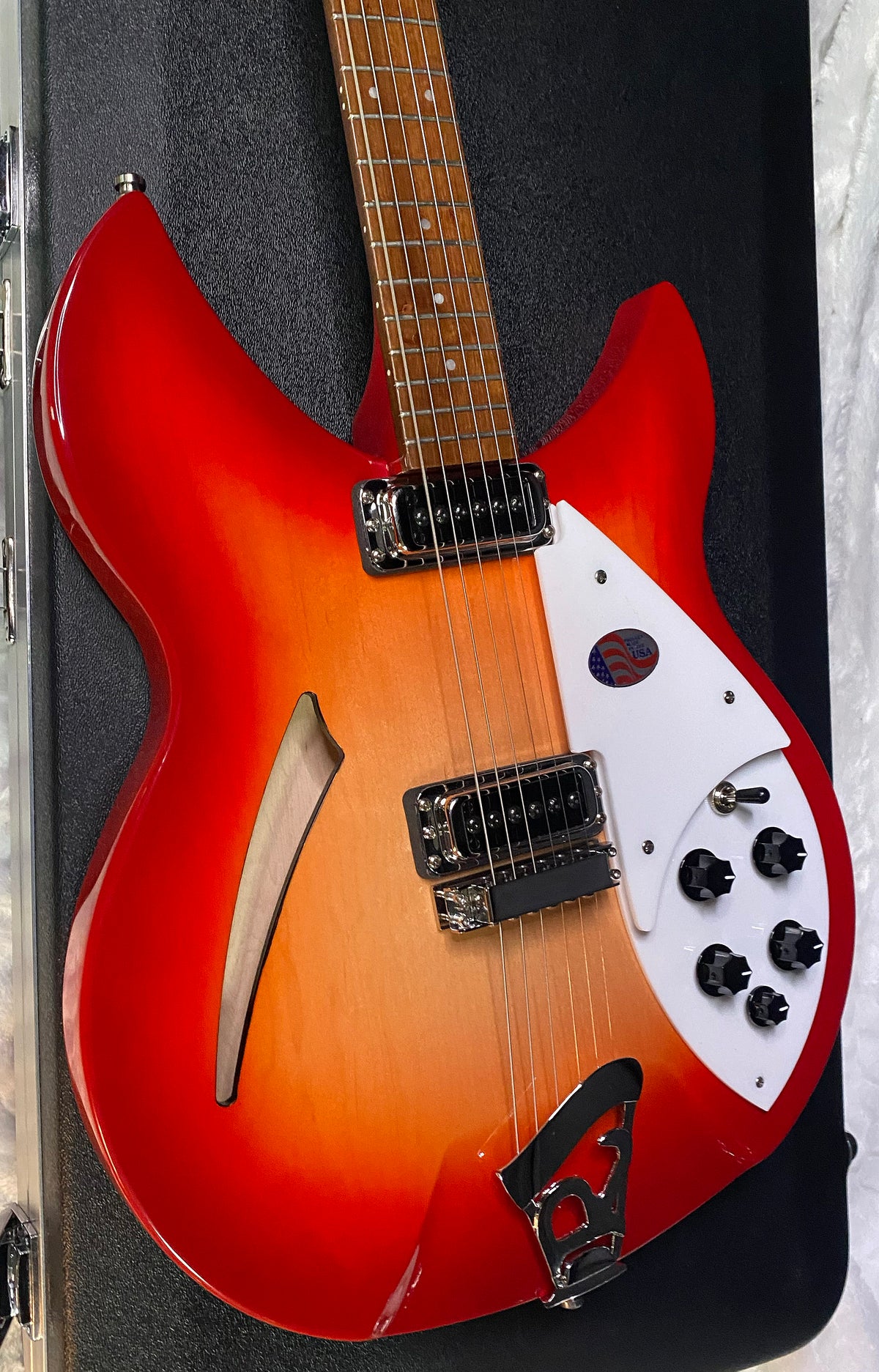 NEW! Rickenbacker 330 Fire Glo FG Fireglo - Semi Hollow Electric Guitar - Authorized Dealer - 7.4 lbs - G07727