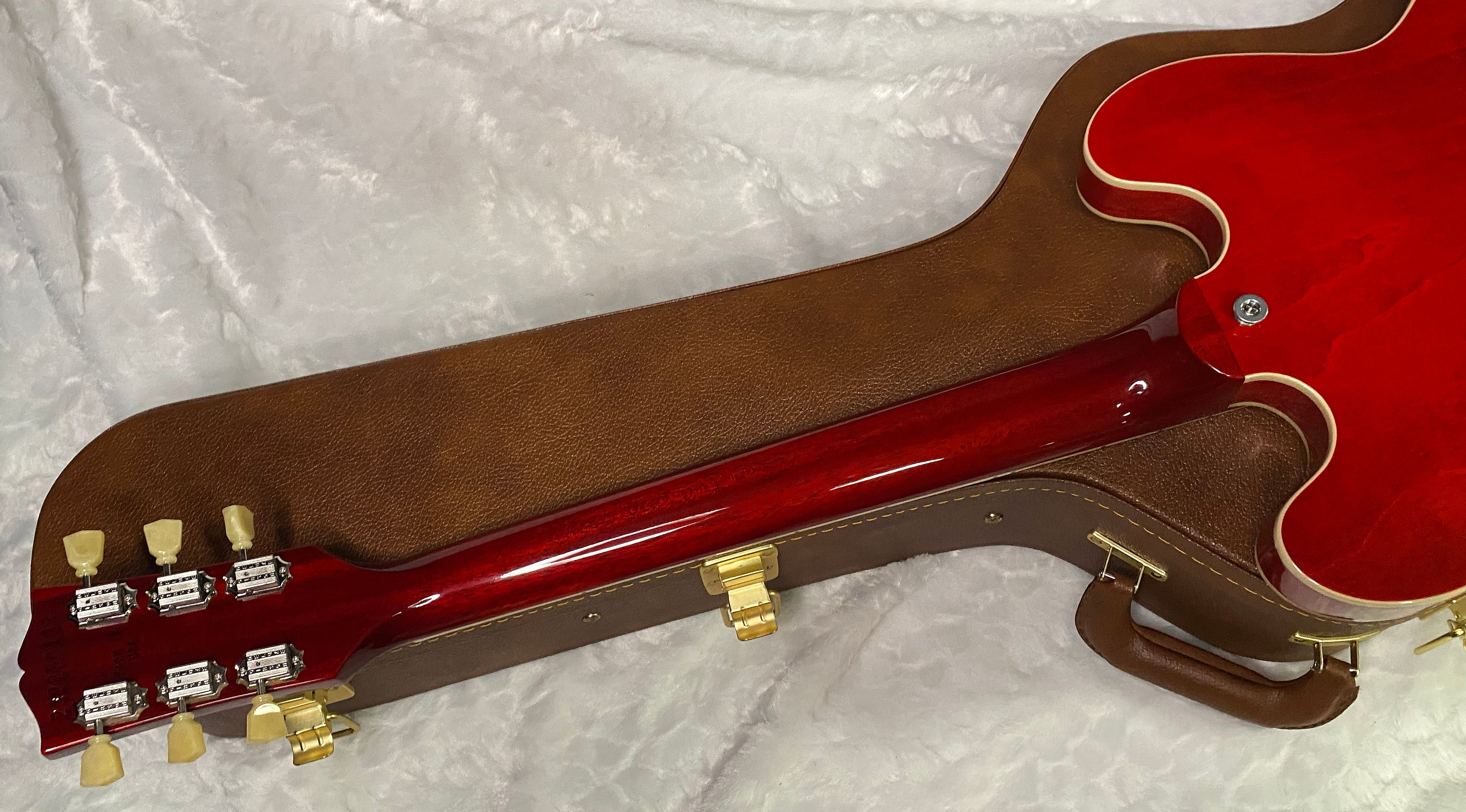 NEW ! Gibson ES-335 - 60's Cherry Finish - Left Handed - Authorized Dealer - Only 7.65 lbs - G06353