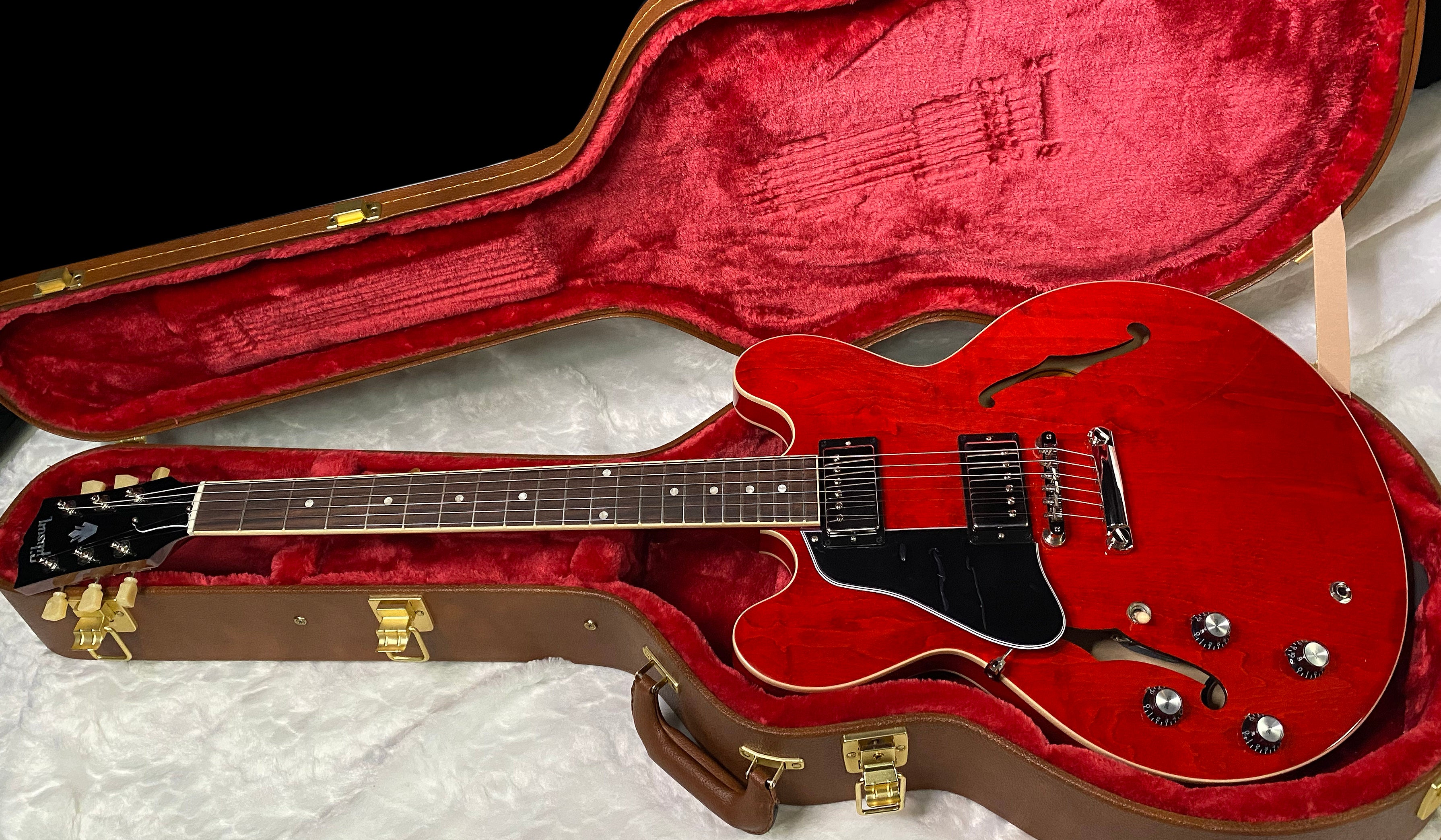 NEW ! Gibson ES-335 - 60's Cherry Finish - Left Handed - Authorized Dealer - Only 7.65 lbs - G06353