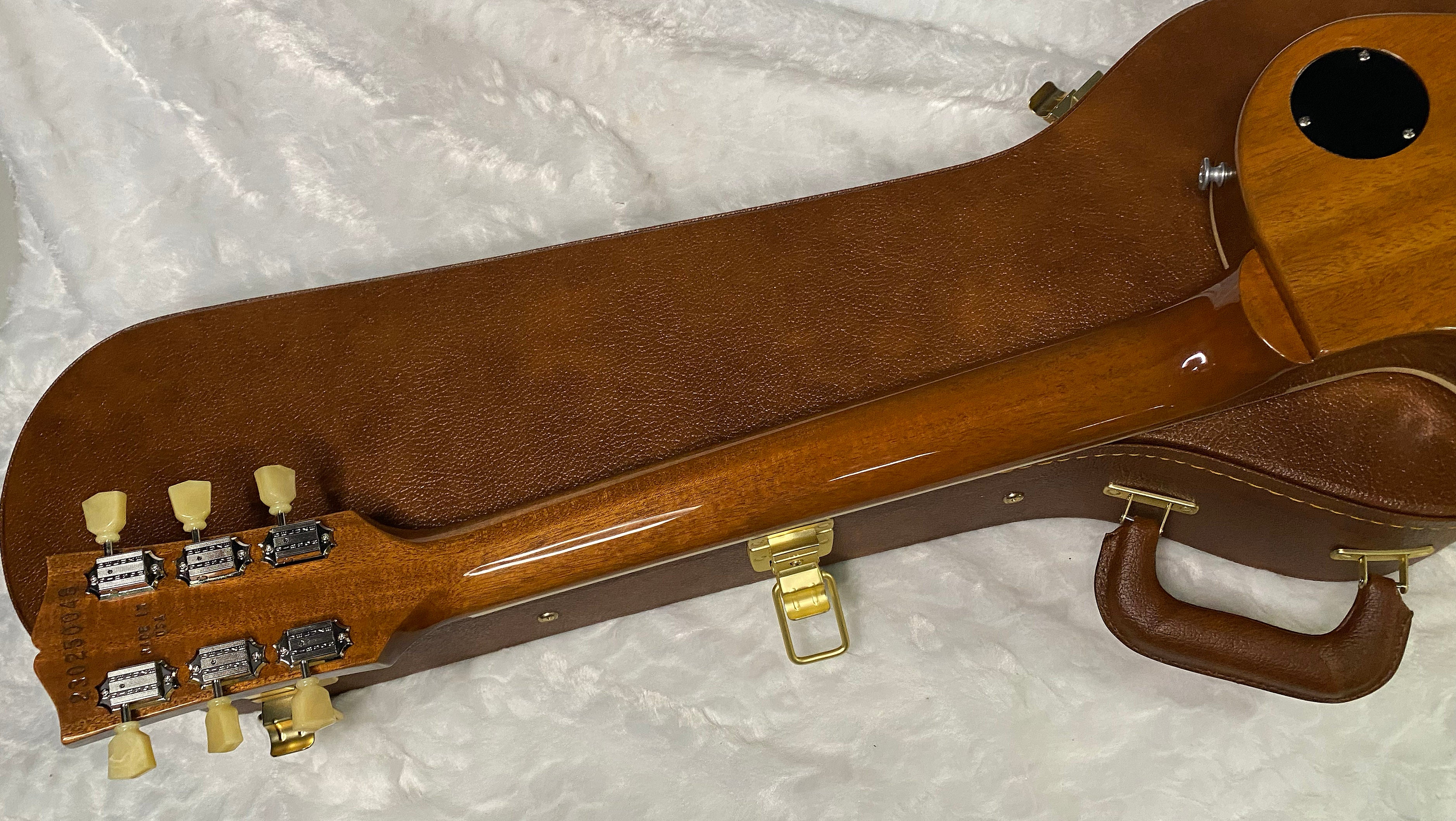 NEW ! Gibson Les Paul 50's Standard Gold Top - Authorized Dealer - 9.7 lbs - G06340