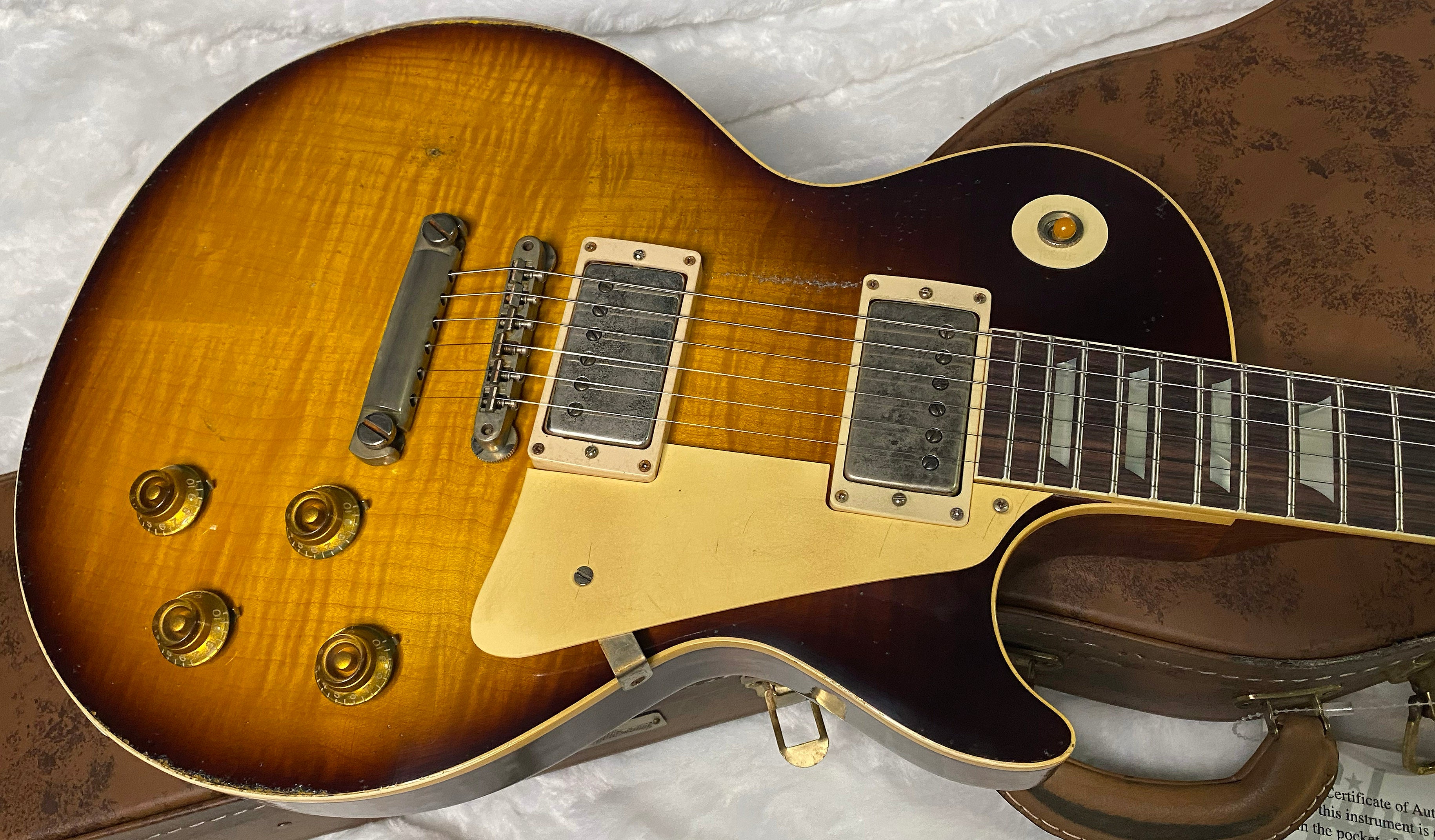 NEW! Gibson Custom 1959 Les Paul Standard Resissue Electric Guitar - Beauty of the Burst #58, Heavy Aged - Authorized Dealer - 8.55lbs - G06329