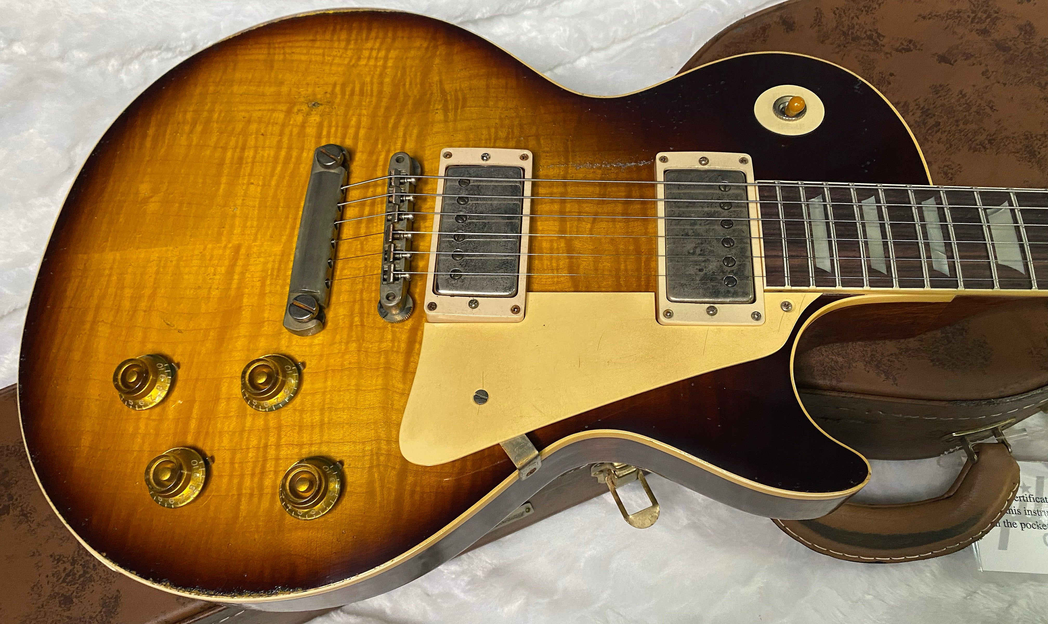 NEW! Gibson Custom 1959 Les Paul Standard Resissue Electric Guitar - Beauty of the Burst #58, Heavy Aged - Authorized Dealer - 8.55lbs - G06329