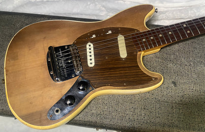 1966 Fender Mustang - Heavily Modded - Original Hardshell Case - Olympic White - Sanded Top & Back - COOL Vintage Guitar!