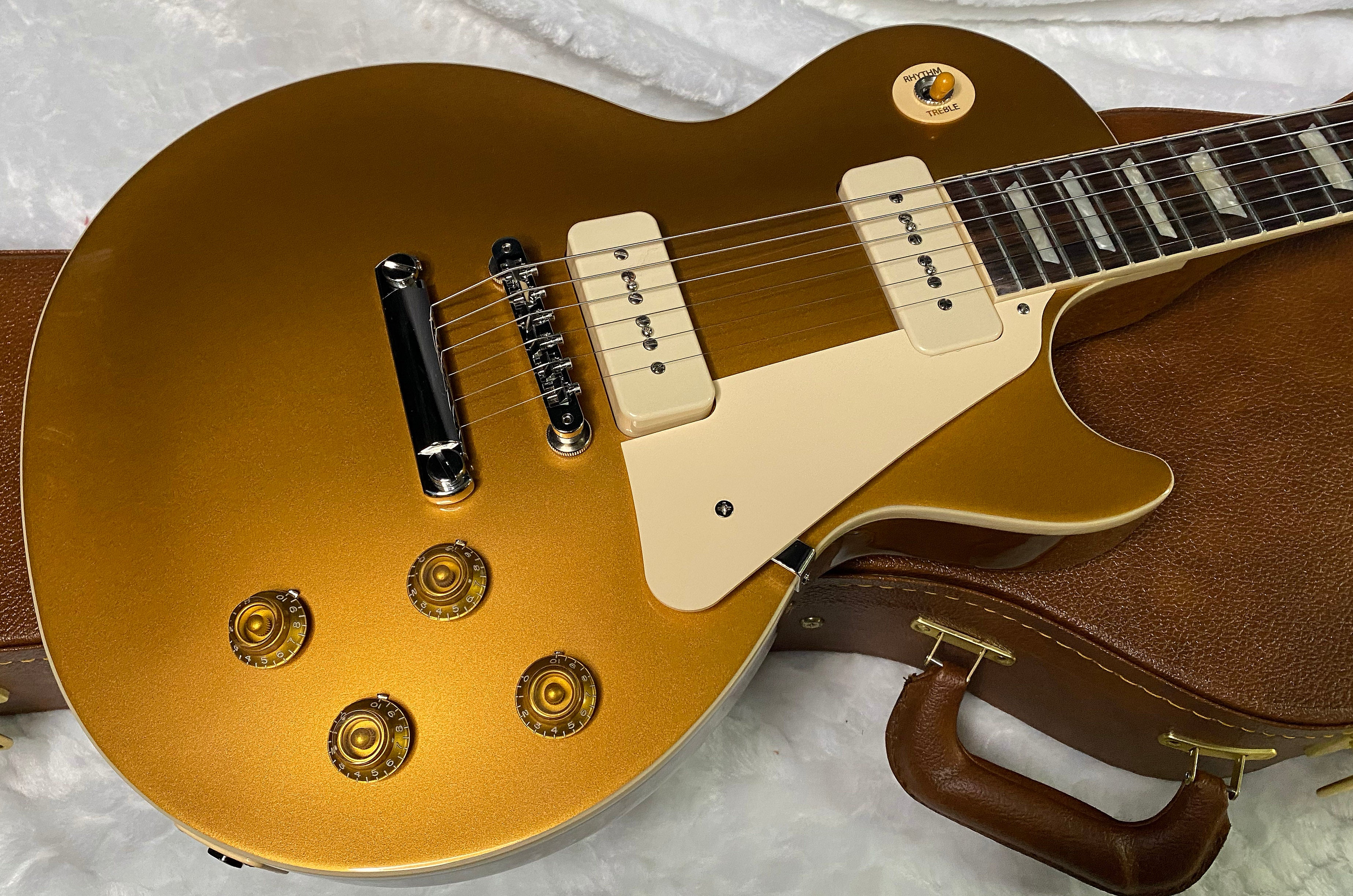 NEW! Gibson Les Paul Standard '50s P-90 - Gold Top - Authorized Dealer - 9.25 lbs - G06342