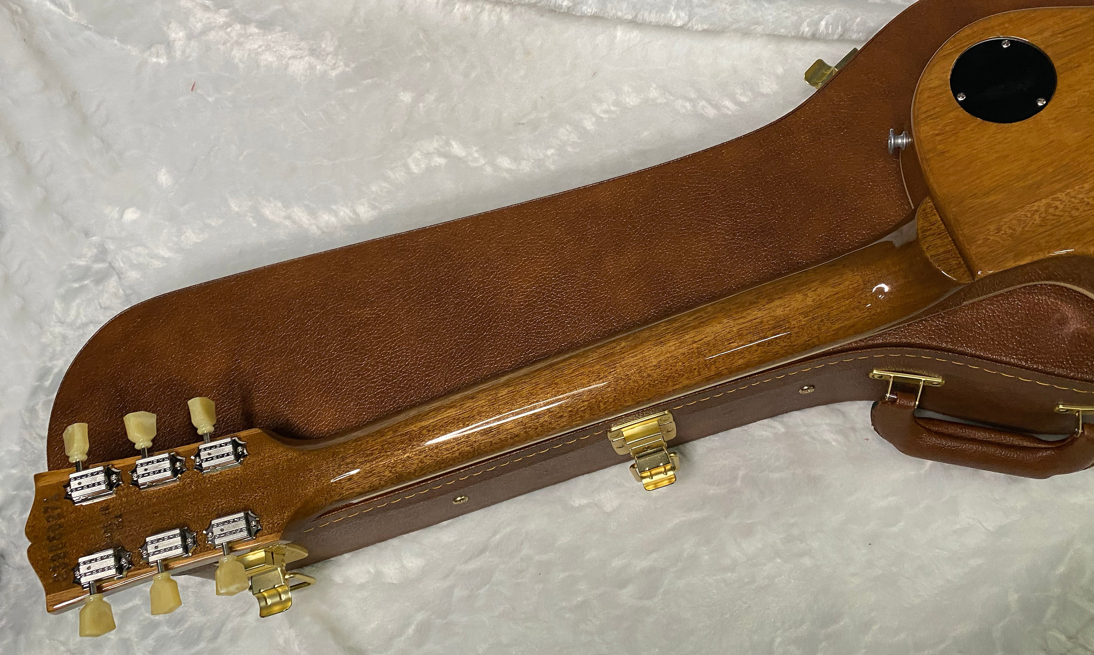 NEW! Gibson Les Paul Standard '50s P-90 - Gold Top - Authorized Dealer - 10 lbs - G06344