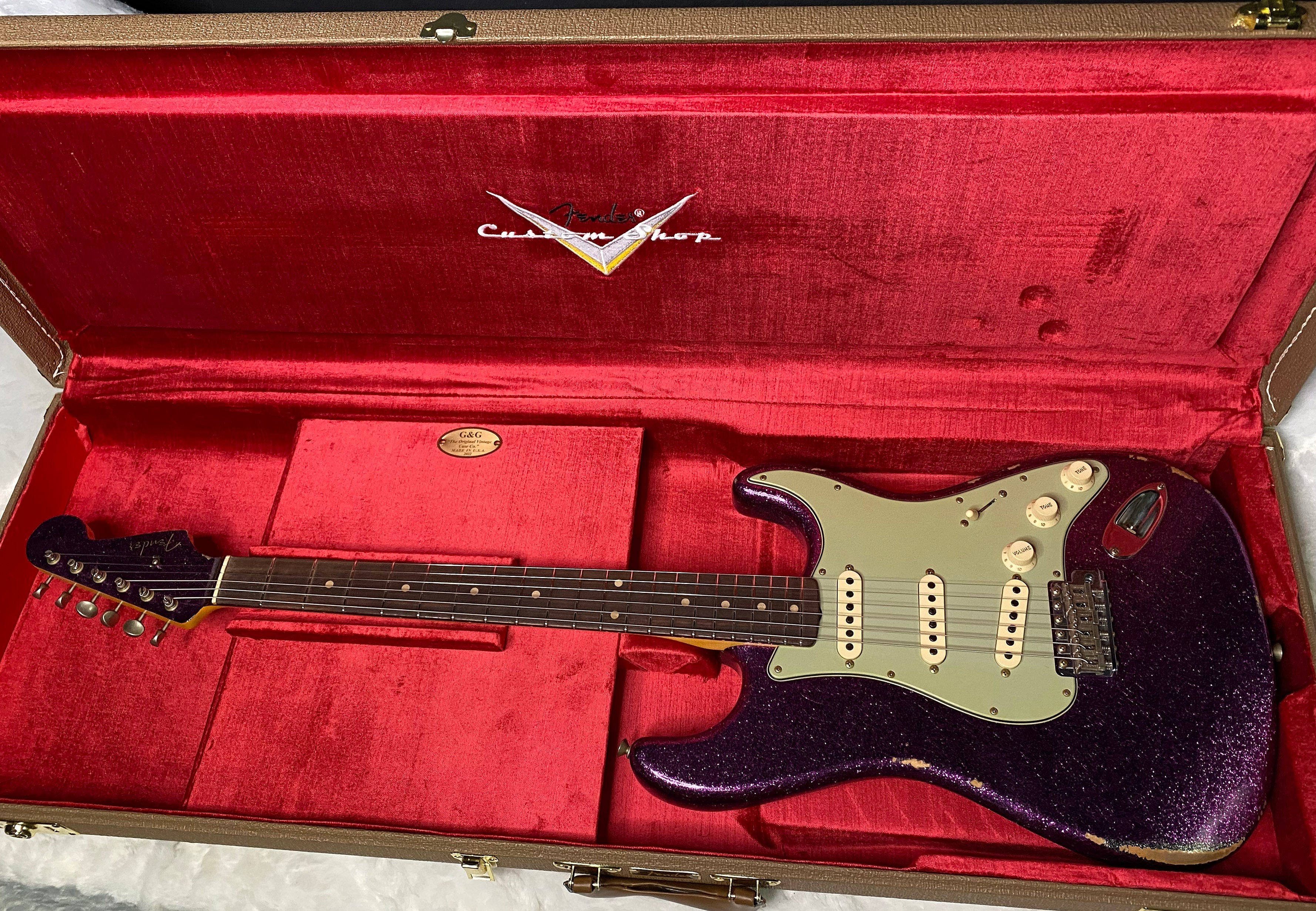 NEW! Fender Custom Shop 1960 Stratocaster Relic - Magenta Sparkle - Matching Peg Head - Handwound Pick-Ups - 7.9 lbs - Authorized Dealer - G07040