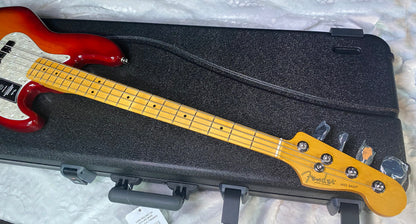 NEW ! Fender American Professional Jazz Bass Maple Fingerboard - Ash Body - Aged Cherry Burst - Authorized Dealer - In-Stock! G07754