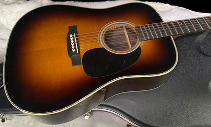 NEW! Martin Martin HD-28 Standard Series 6-string Acoustic Guitar - 1935 Sunburst - New Spec - 10Y25HD28SUNBURST - Authorized Dealer - 4.4lbs - G07755