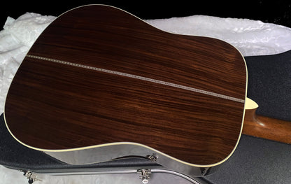 NEW! Martin Martin HD-28 Standard Series 6-string Acoustic Guitar - 1935 Sunburst - New Spec - 10Y25HD28SUNBURST - Authorized Dealer - 4.4lbs - G07755