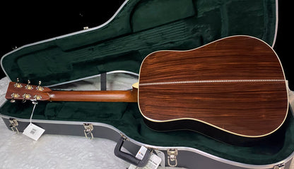 NEW! Martin Martin HD-28 Standard Series 6-string Acoustic Guitar - 1935 Sunburst - New Spec - 10Y25HD28SUNBURST - Authorized Dealer - 4.4lbs - G07755