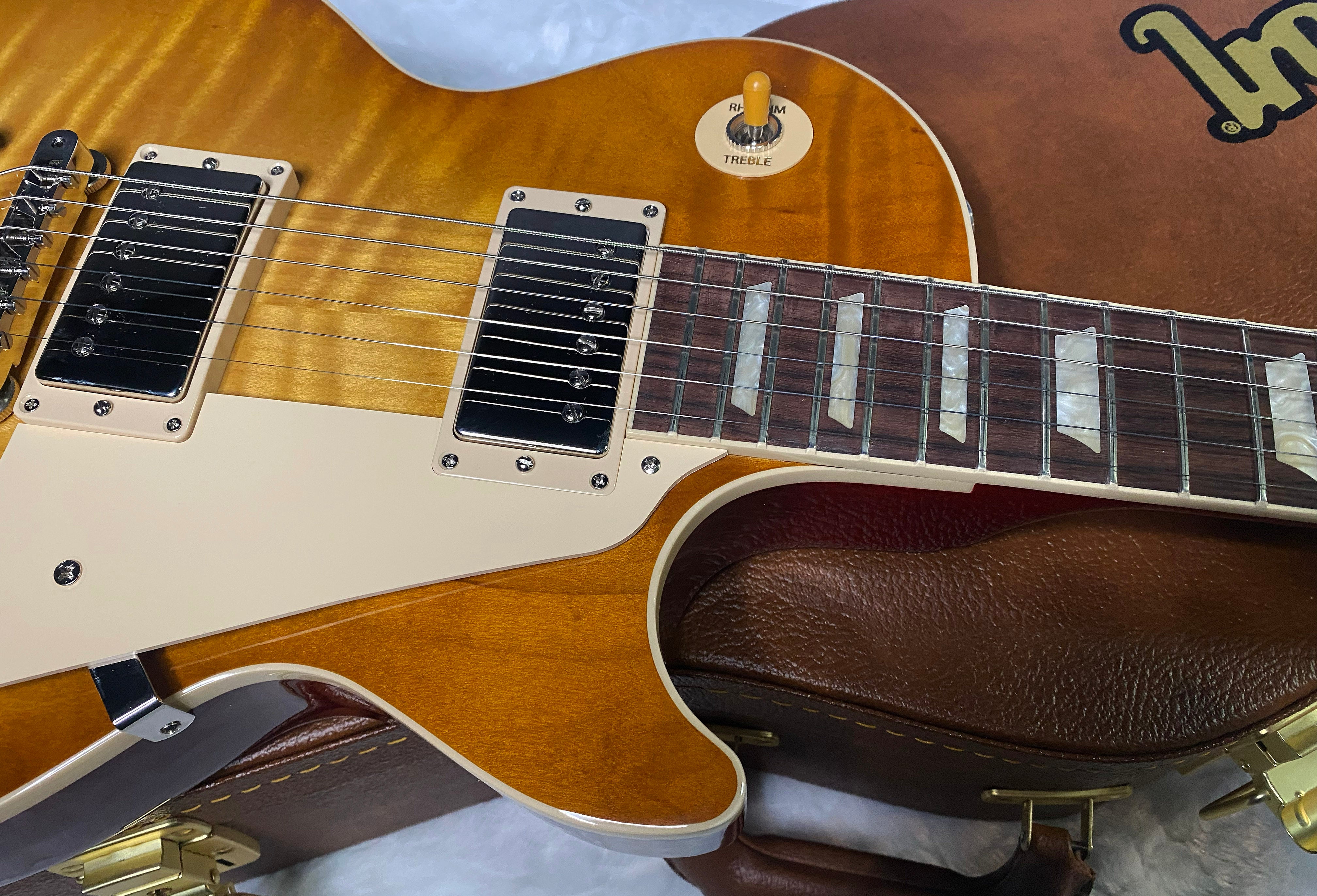 NEW! ! Gibson Les Paul 50's Standard - Custom Shop Dirty Lemon Finish - Beautiful Quilt / Flame Top - Limited Edition - Authorized Dealer - Only 8.35 lbs - G06360
