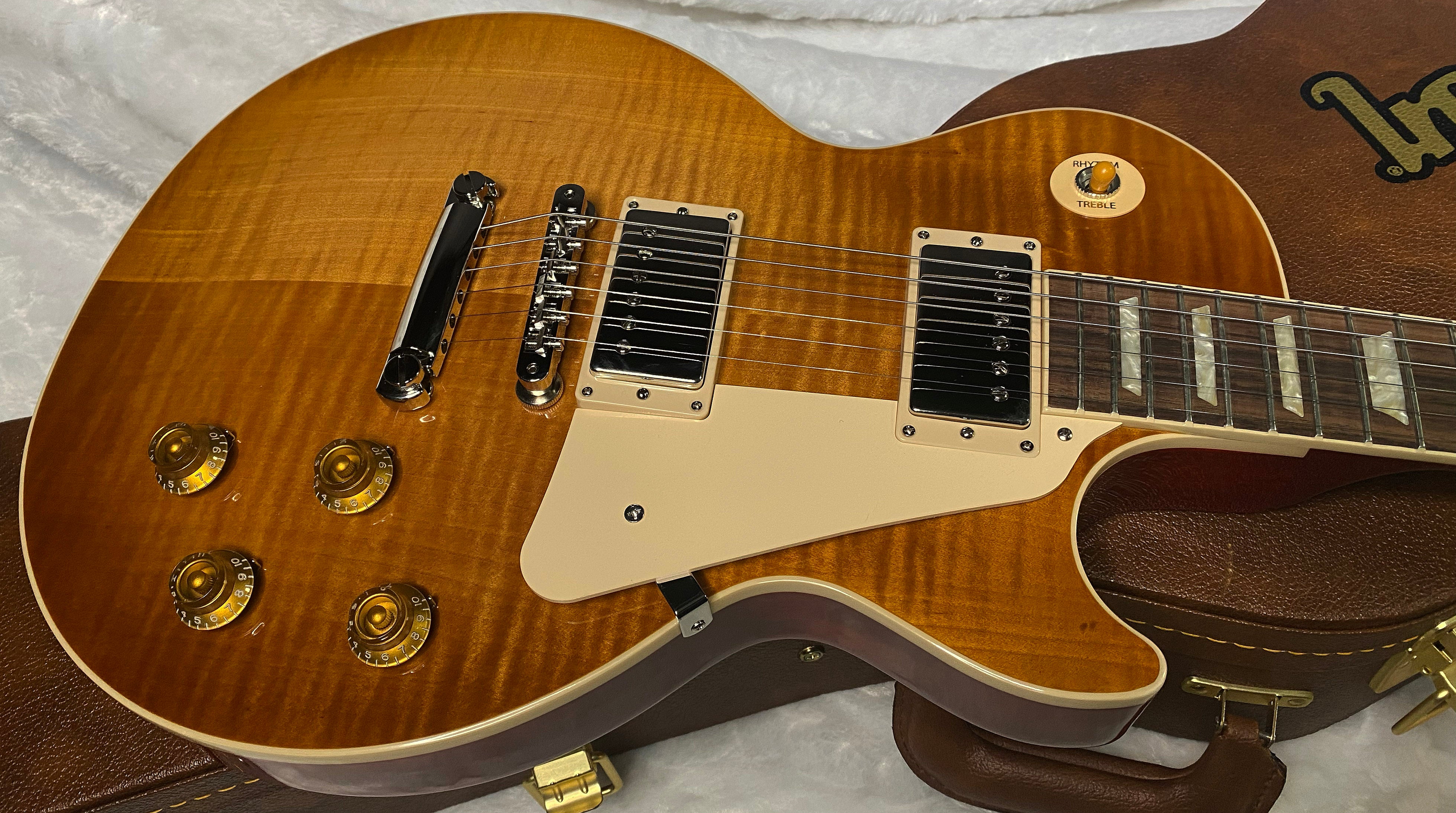 NEW! ! Gibson Les Paul 50's Standard - Custom Shop Dirty Lemon Finish - Beautiful Flame Top - Limited Edition - Authorized Dealer - 9.3 lbs - G06359