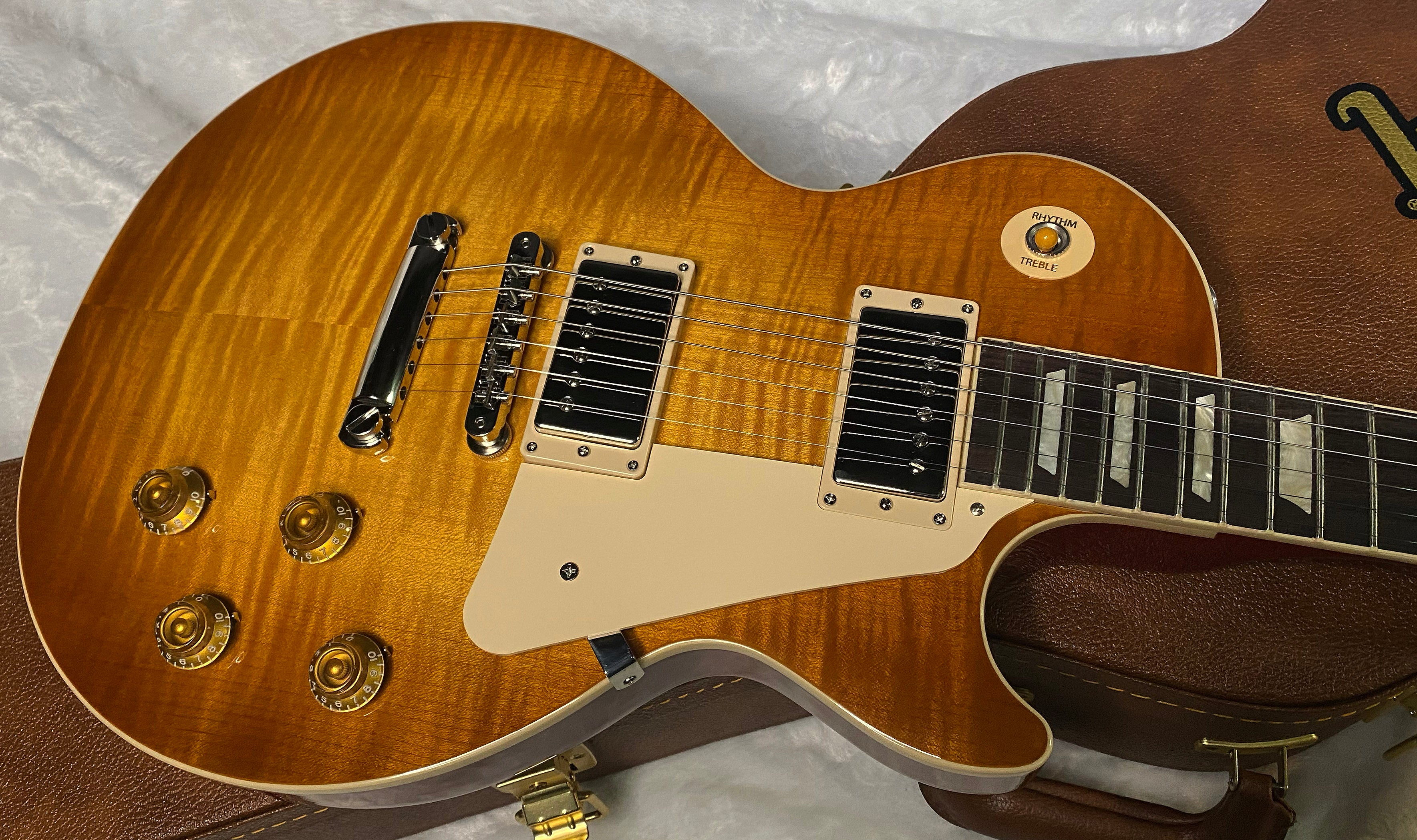 NEW! ! Gibson Les Paul 50's Standard - Custom Shop Dirty Lemon Finish - Beautiful Flame Top - Limited Edition - Authorized Dealer - 9.8 lbs - G06361