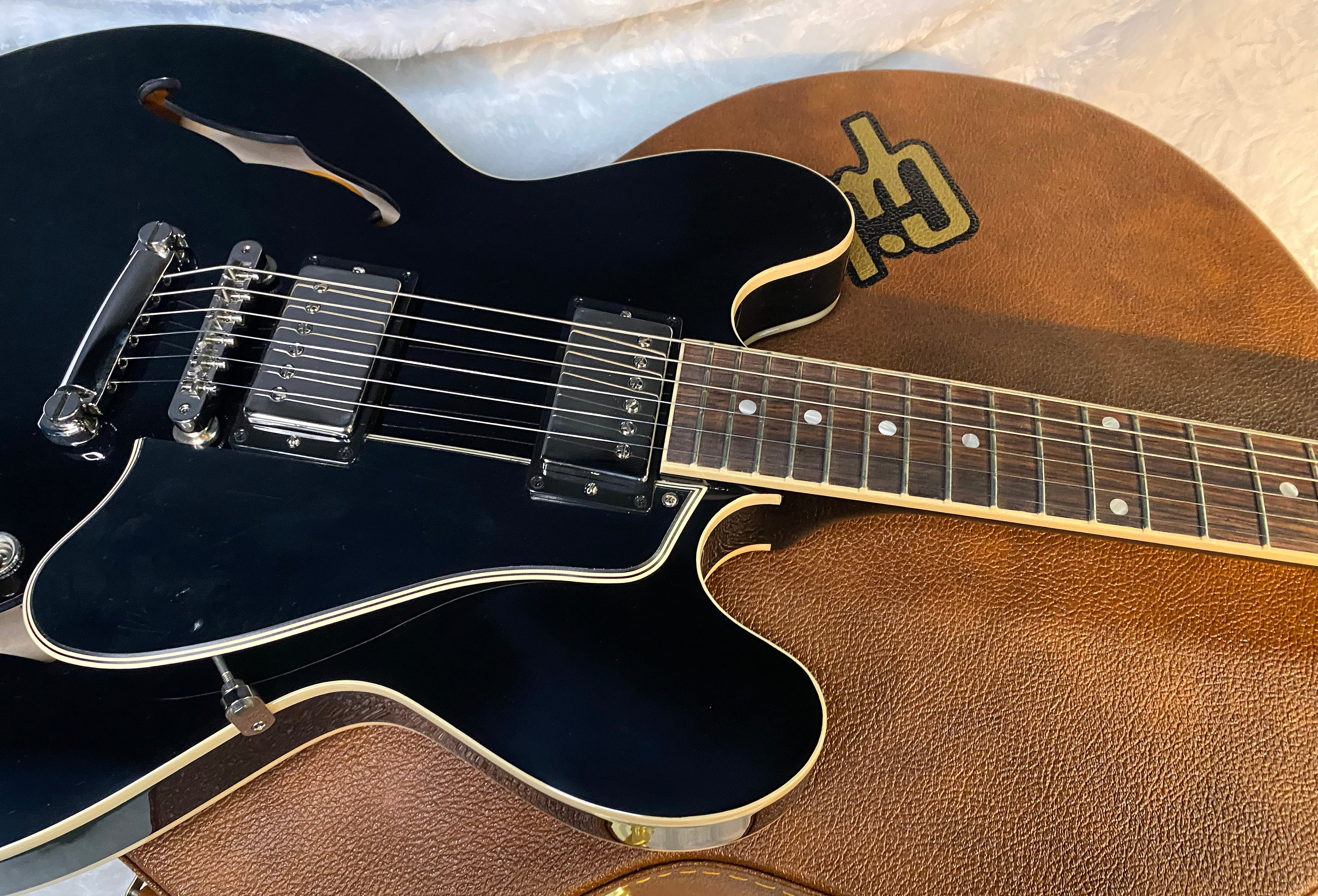 NEW ! Gibson ES-335 50s Semi-Hollowbody Electric Guitar - Ebony - Authorized Dealer - 8 lbs - G07034