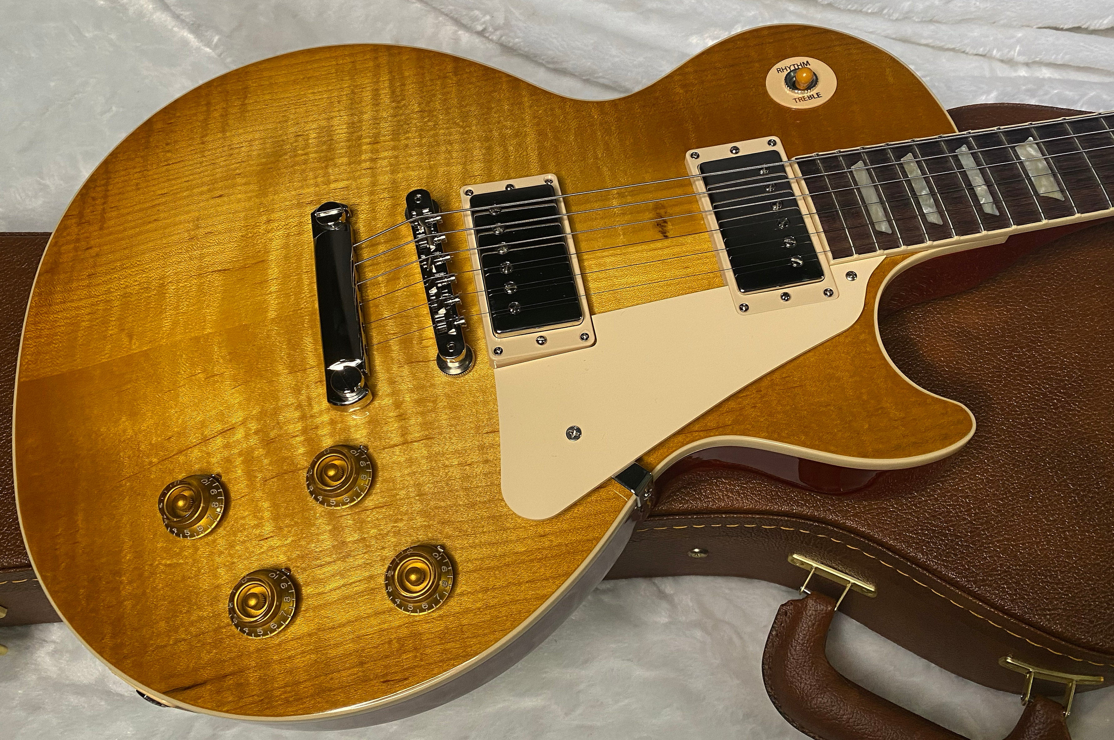 NEW! ! Gibson Les Paul 50's Standard - Custom Shop Dirty Lemon Finish - Limited Edition - Authorized Dealer - 9.4 lbs - G06355