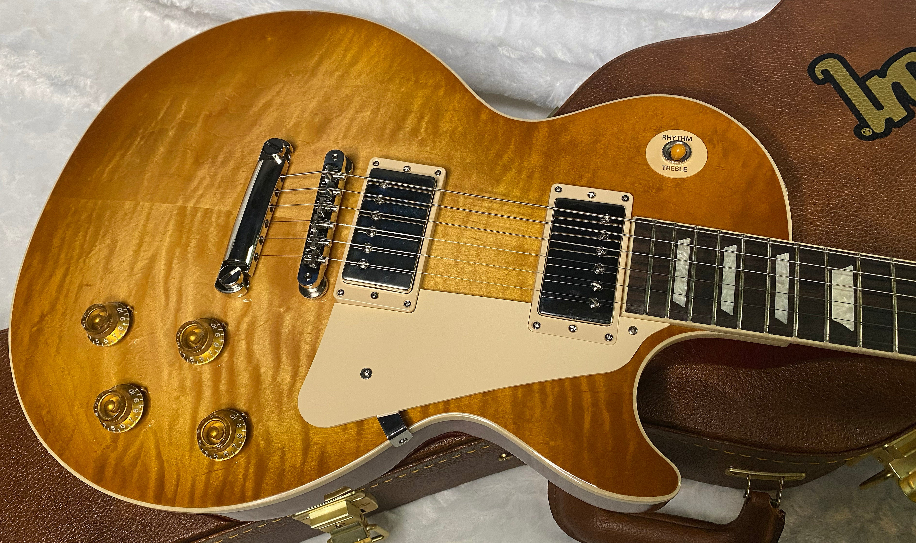 NEW! ! Gibson Les Paul 50's Standard - Custom Shop Dirty Lemon Finish - Beautiful Quilt / Flame Top - Limited Edition - Authorized Dealer - 9.2 lbs - G06355 (Copy)